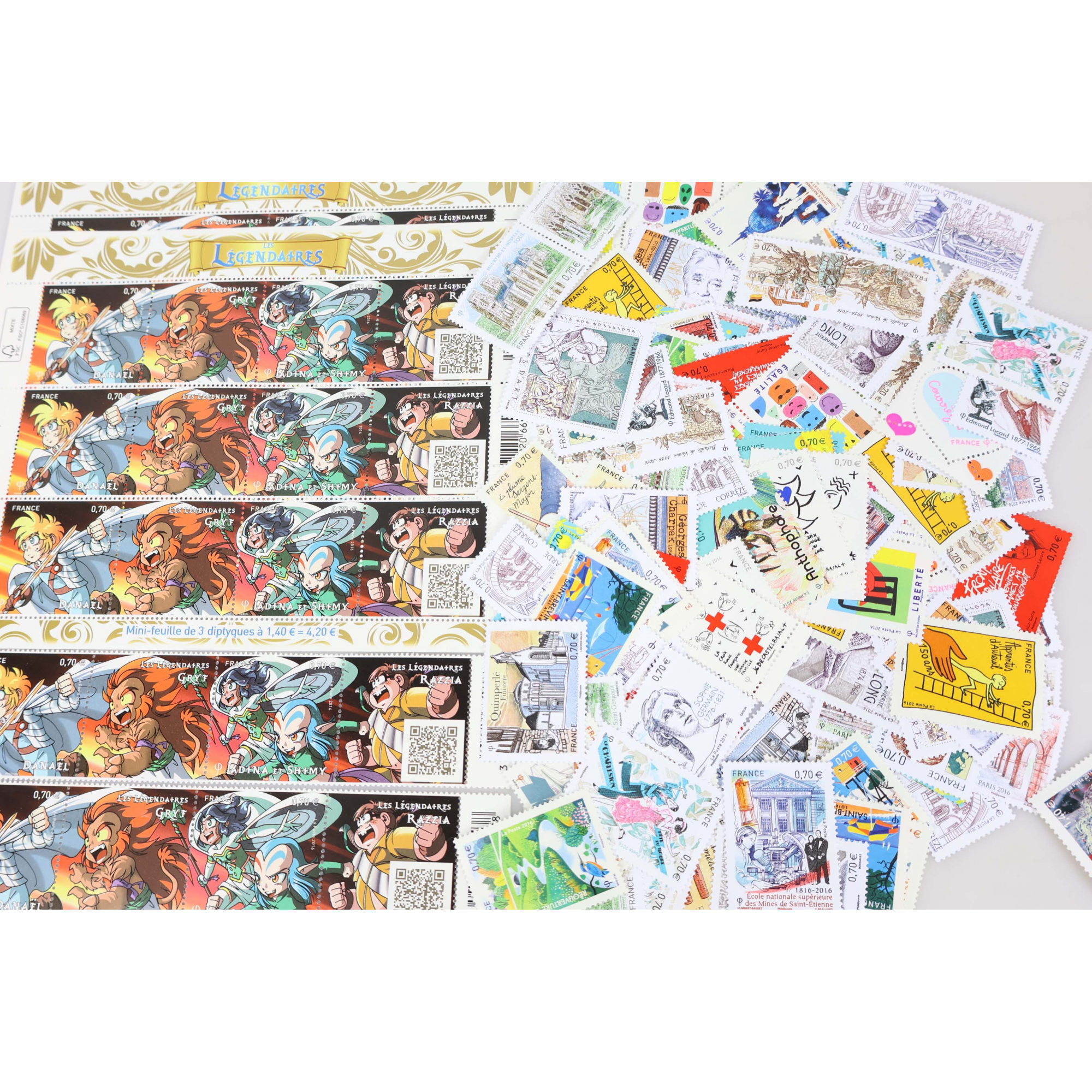 ANNÉE 2016 LOT DE TIMBRES NEUFS** DE FRANCE TRIÉS PAR VALEUR FACIALE 292€