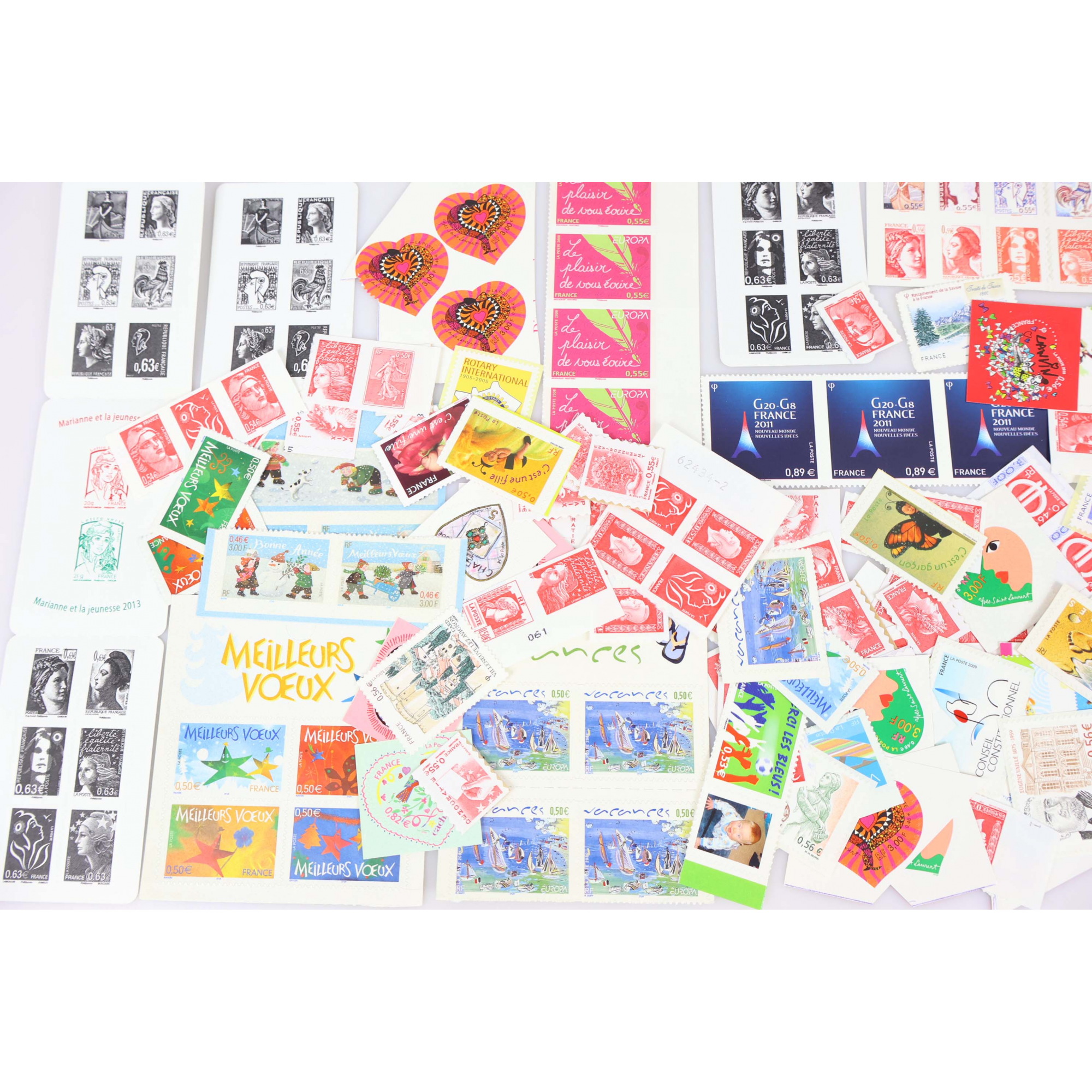 LOT DE TIMBRES POSTE AUTOADHÉSIFS NEUFS EN EUROS, VALEUR FACIALE 158 EUROS