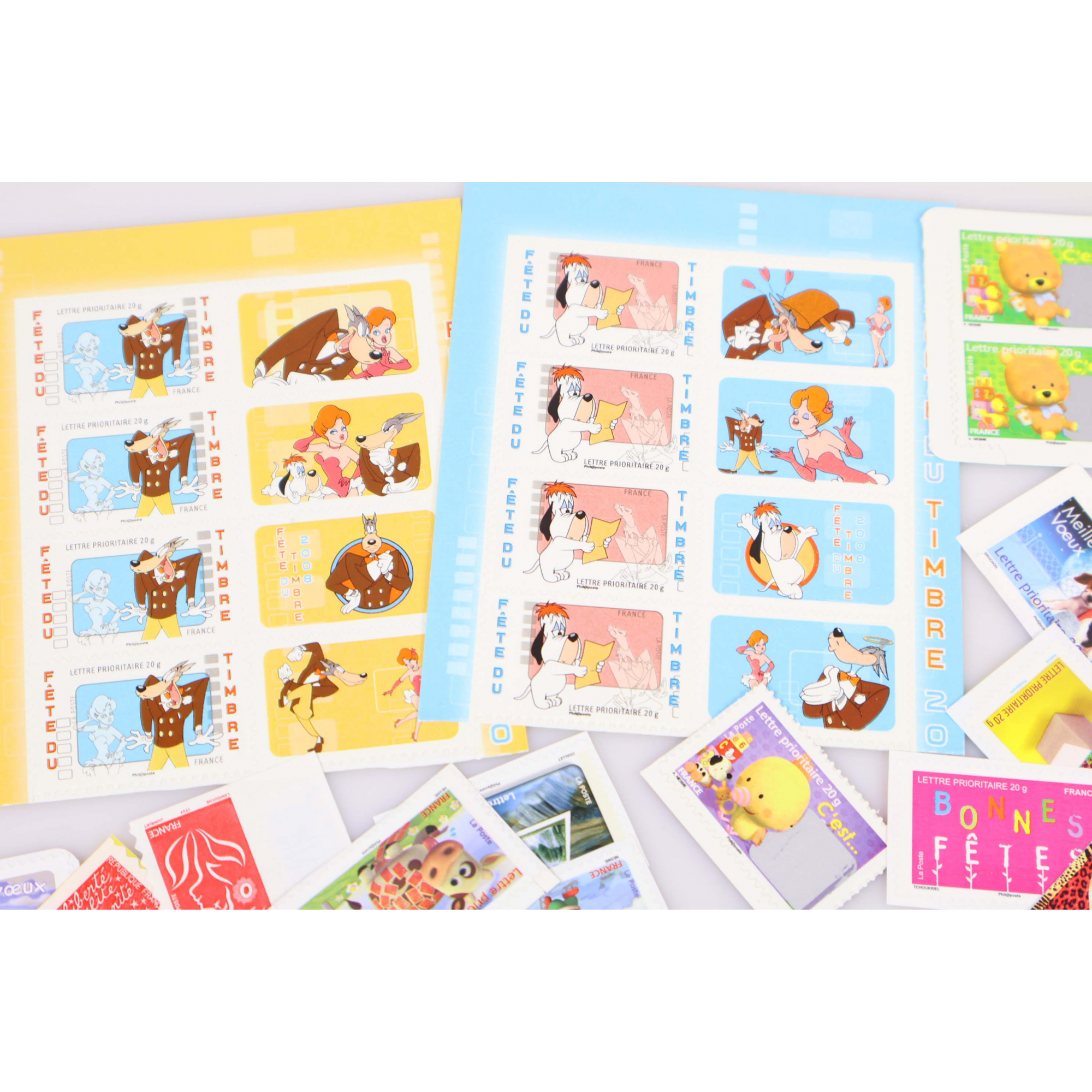 LOT DE 100 TIMBRES A VALIDITÉ PERMANENTE FRANCE LETTRES 20G, AUTOADHÉSIFS