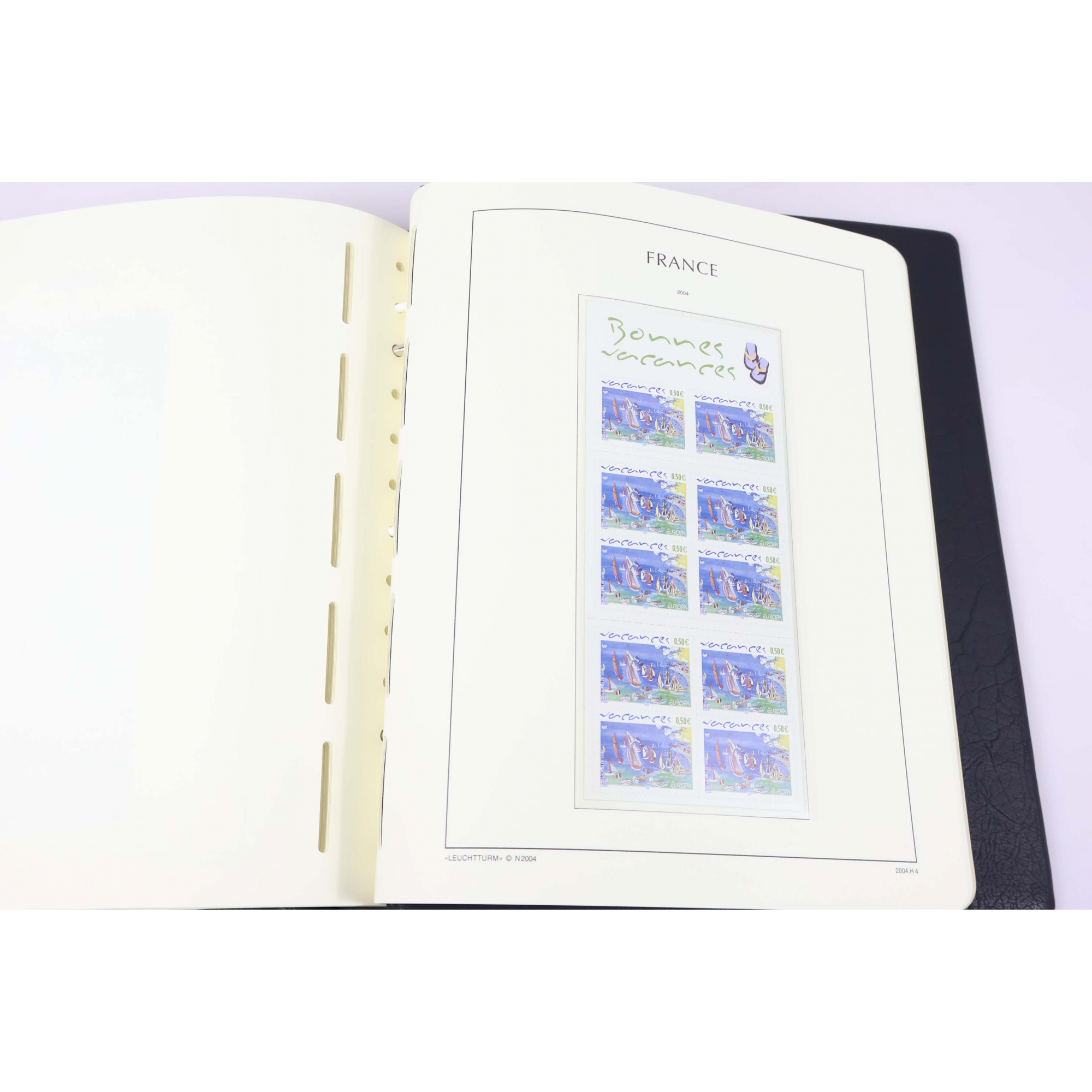 COLLECTION FRANCE 2004-2005, TIMBRES NEUFS** VF 237.95€ DANS UN ALBUM LEUCHTTURM