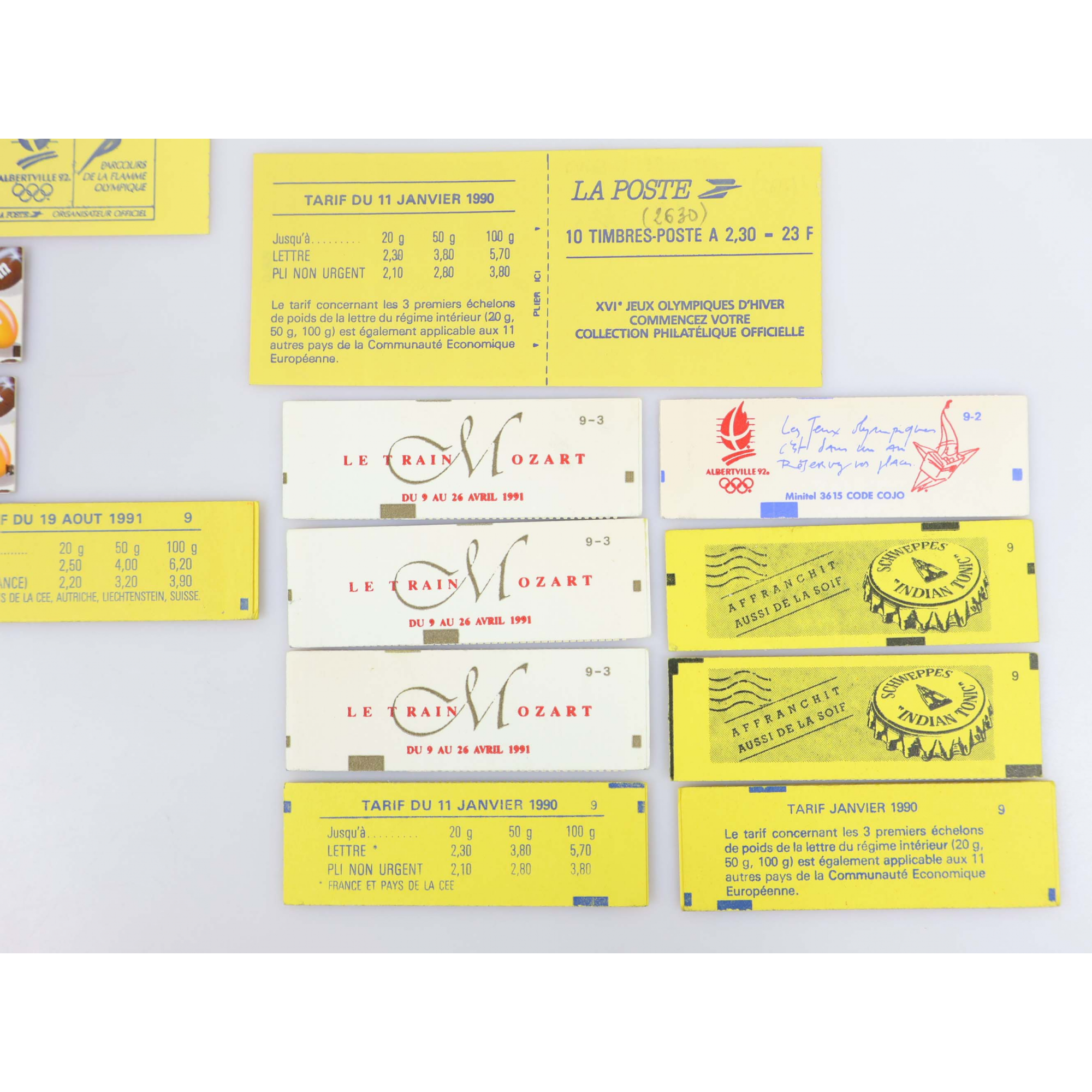 LOT DE CARNETS EN FRANCS AUTOADHÉSIFS TIMBRES NEUFS FACIALE 105 EUROS