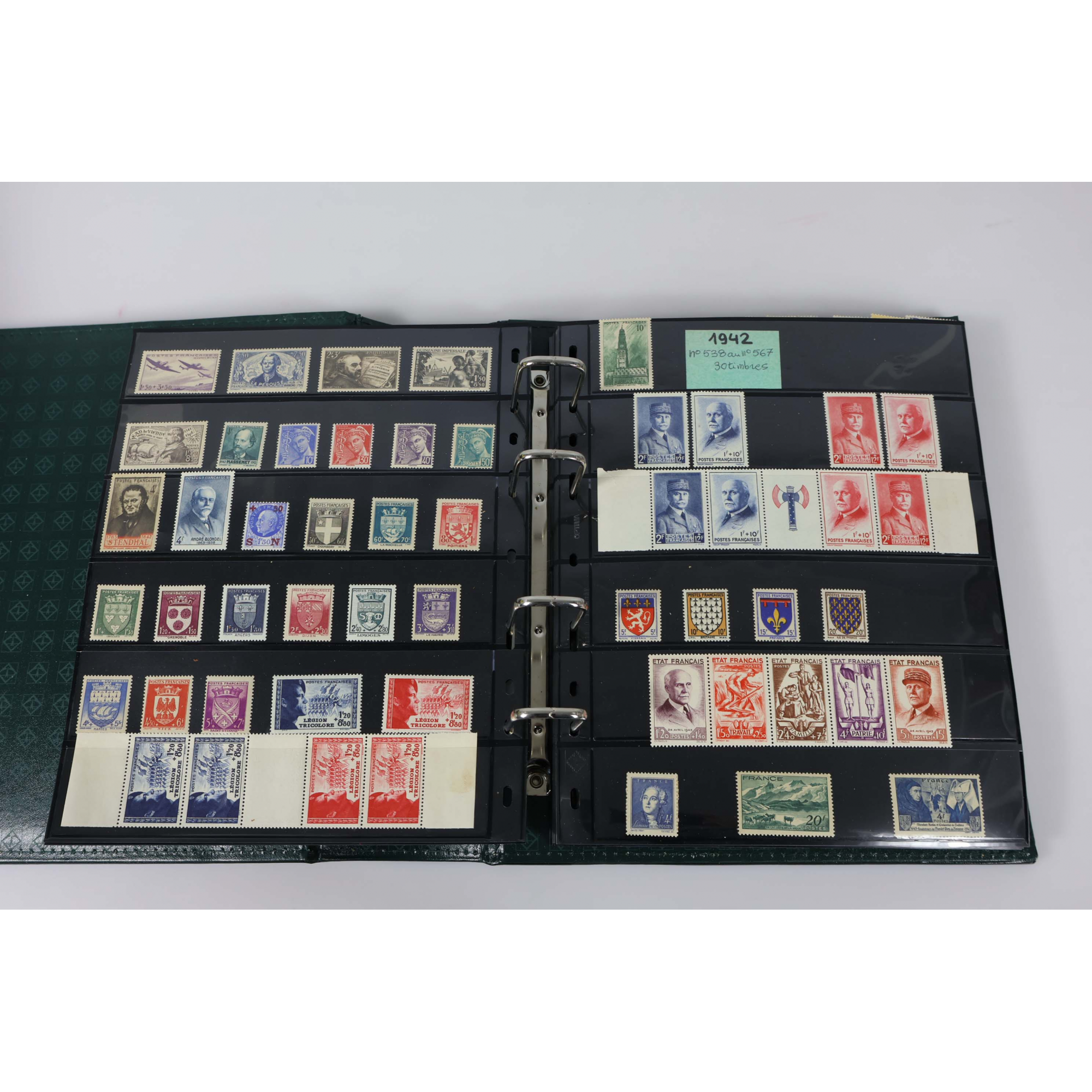 COLLECTION ANNÉES COMPLÈTES DE FRANCE DE 1940 À 1969 TIMBRES NEUFS** COTE ÉLEVÉE