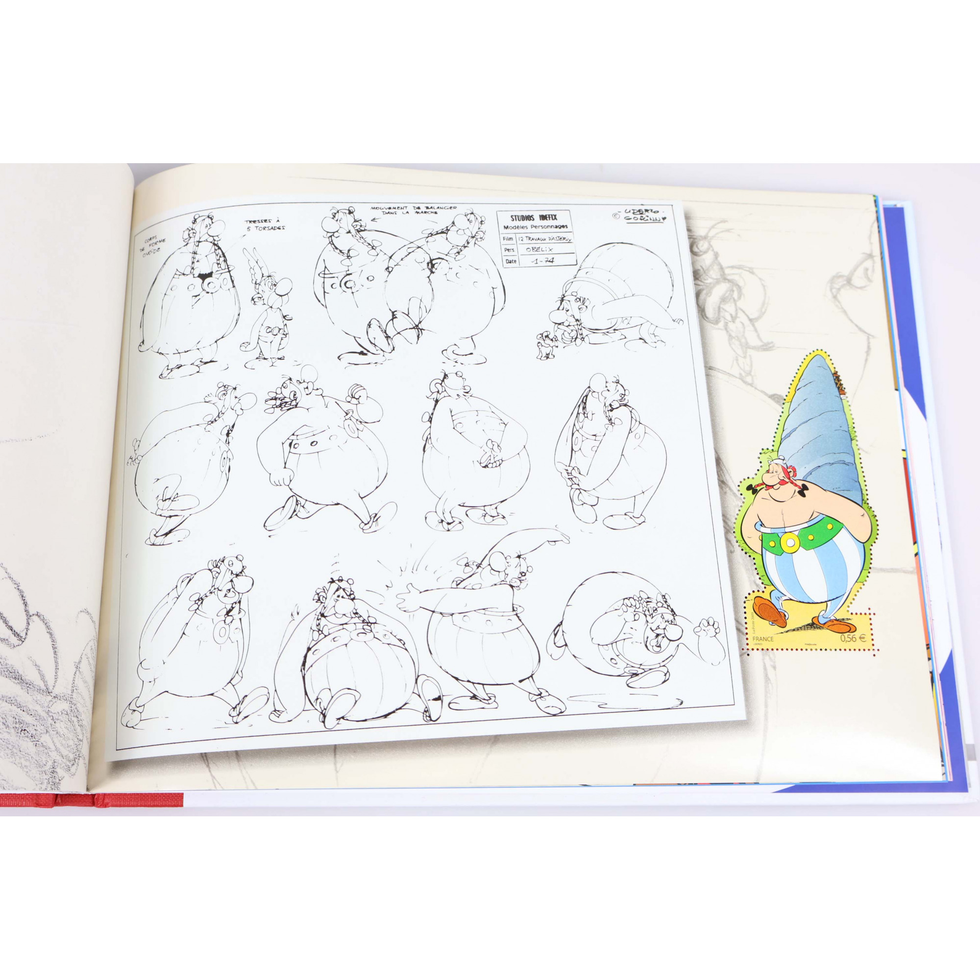 LE LIVRE DES TIMBRES "LE TIMBRE VOYAGE AVEC ASTÉRIX" 2009