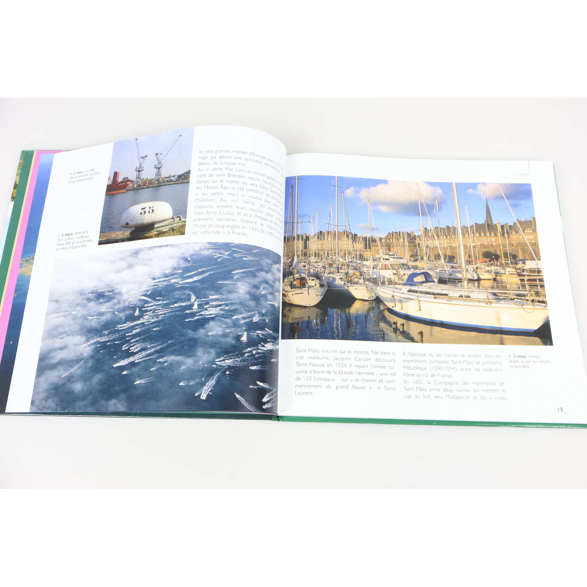 LIVRE DES TIMBRES " PORTRAITS DE REGIONS N°5 " 2007 ANGLES LÉGÈREMENT ABIMÉS