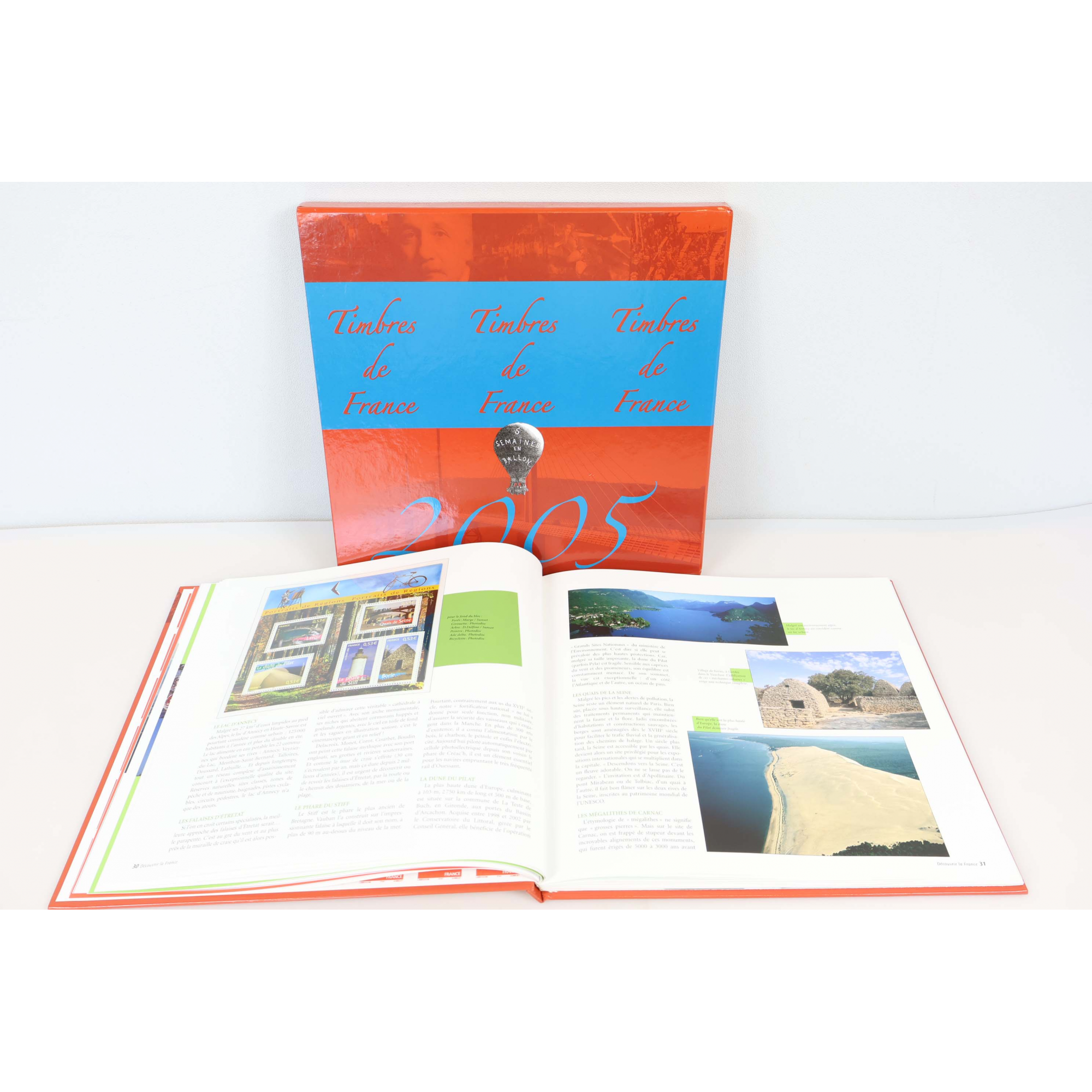 LE LIVRE DES TIMBRES FRANCE COMPLET ANNÉE 2005 NEUFS**, SIGNES USUELS BOITIER