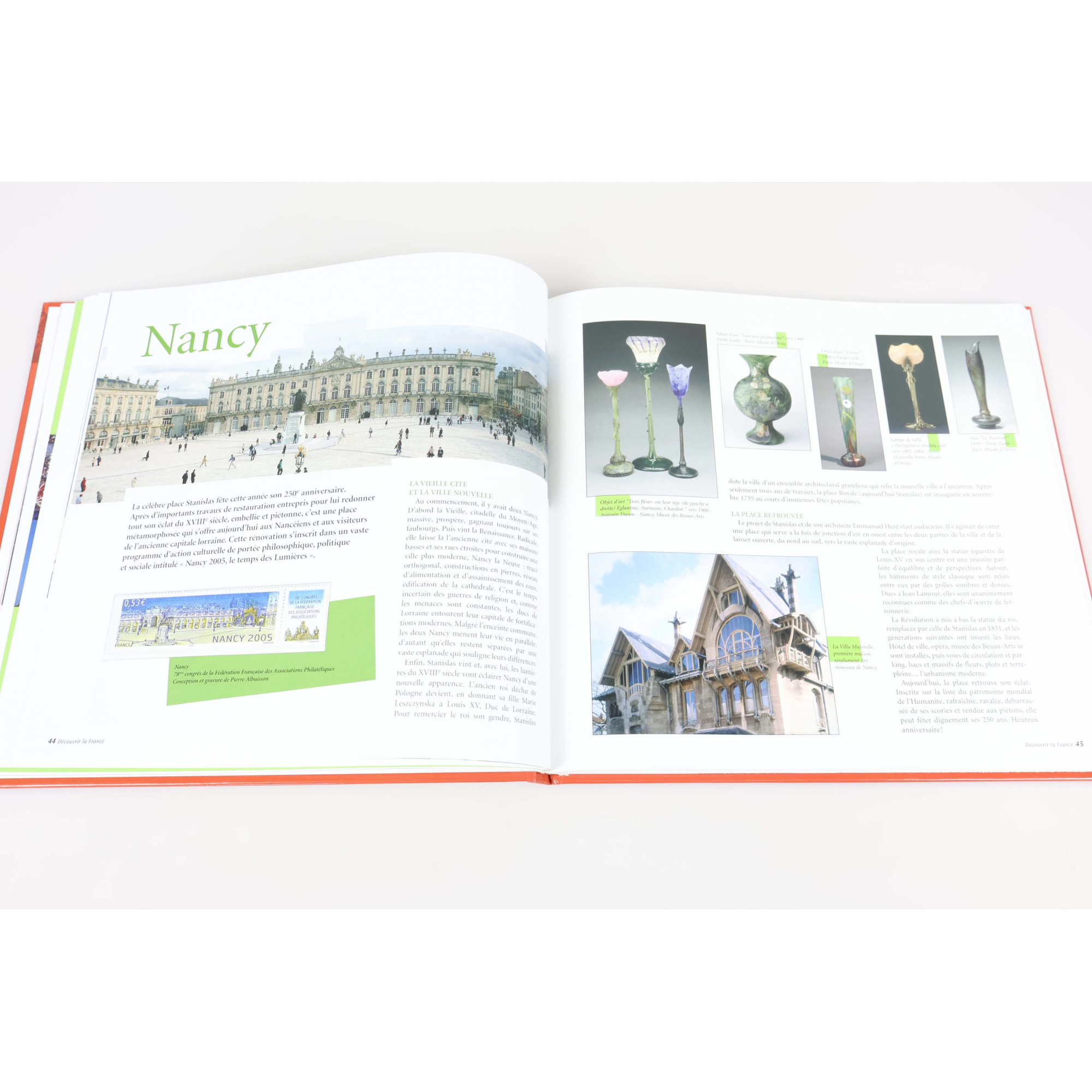 LE LIVRE DES TIMBRES FRANCE COMPLET ANNÉE 2005 NEUFS**, SIGNES USUELS BOITIER