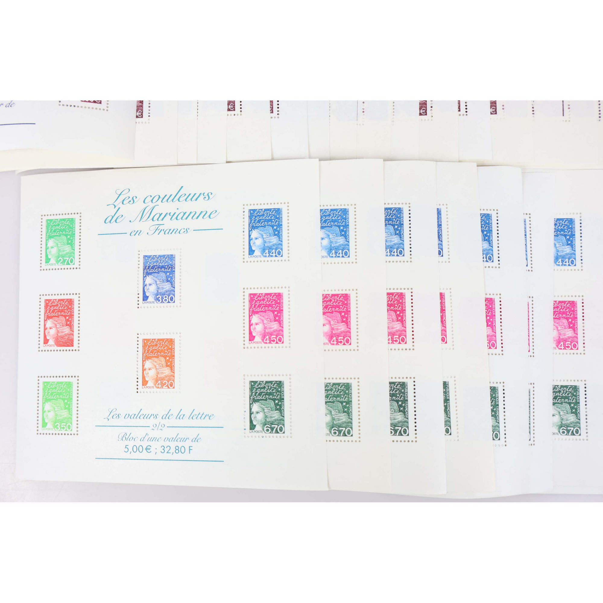 LOT BLOCS FEUILLET TIMBRES EN EUROS AVEC DÉFAUTS POUR AFFRANCHIR, FACIALE 329€