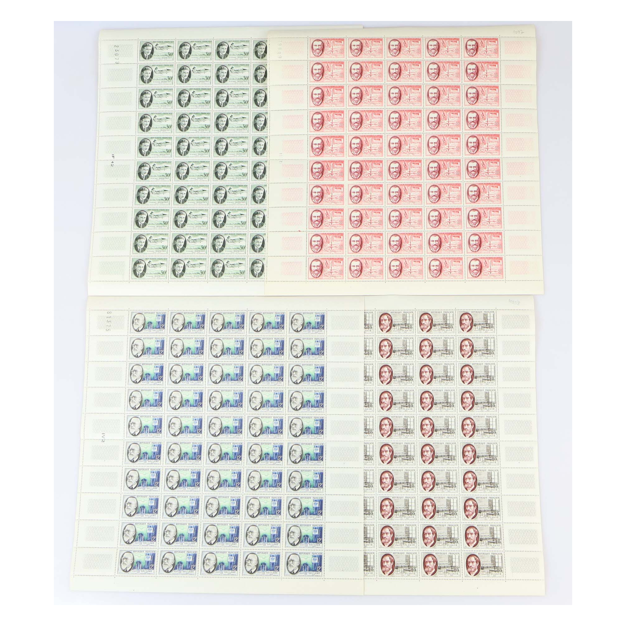 FEUILLES COMPLÈTES SÉRIE N°1095 À 1098 "SAVANTS FRANCAIS" TIMBRES NEUFS**