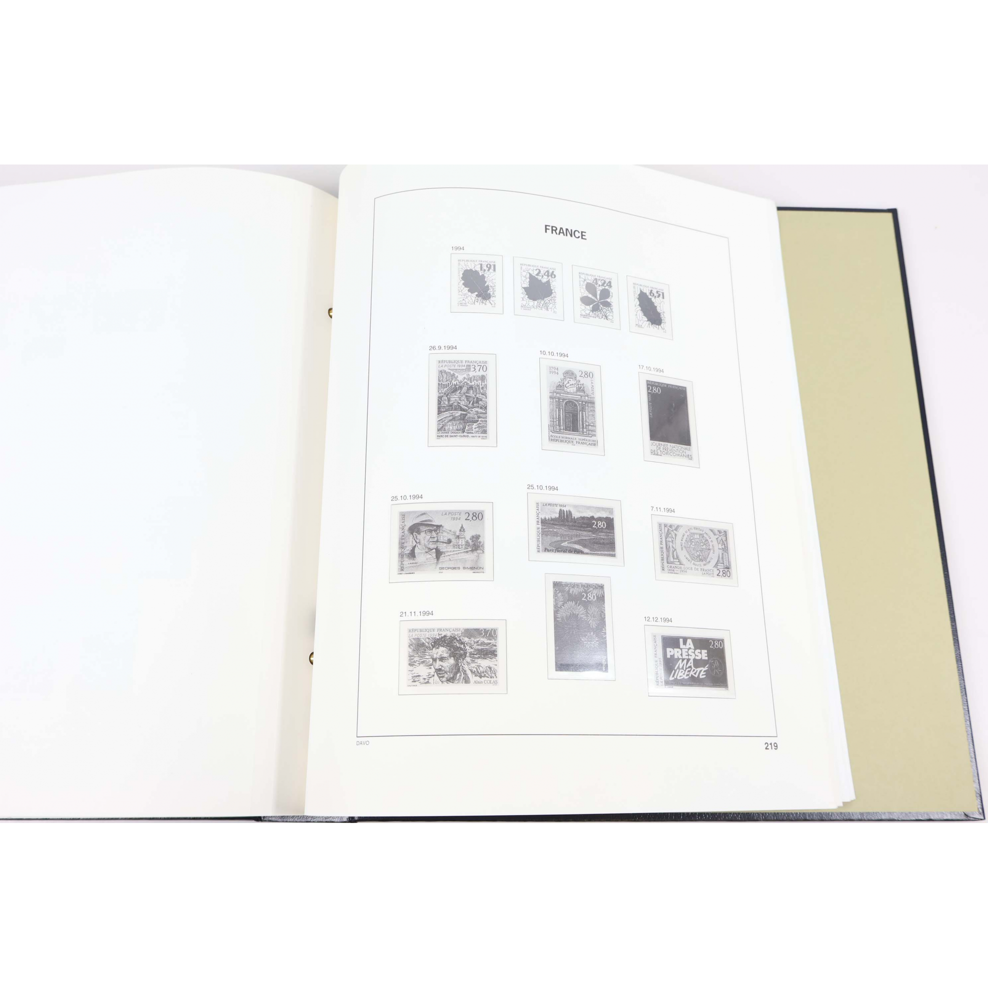 ALBUM DAVO FRANCE DE 1980 À 1996 POUR RANGER UNE COLLECTION DE TIMBRES