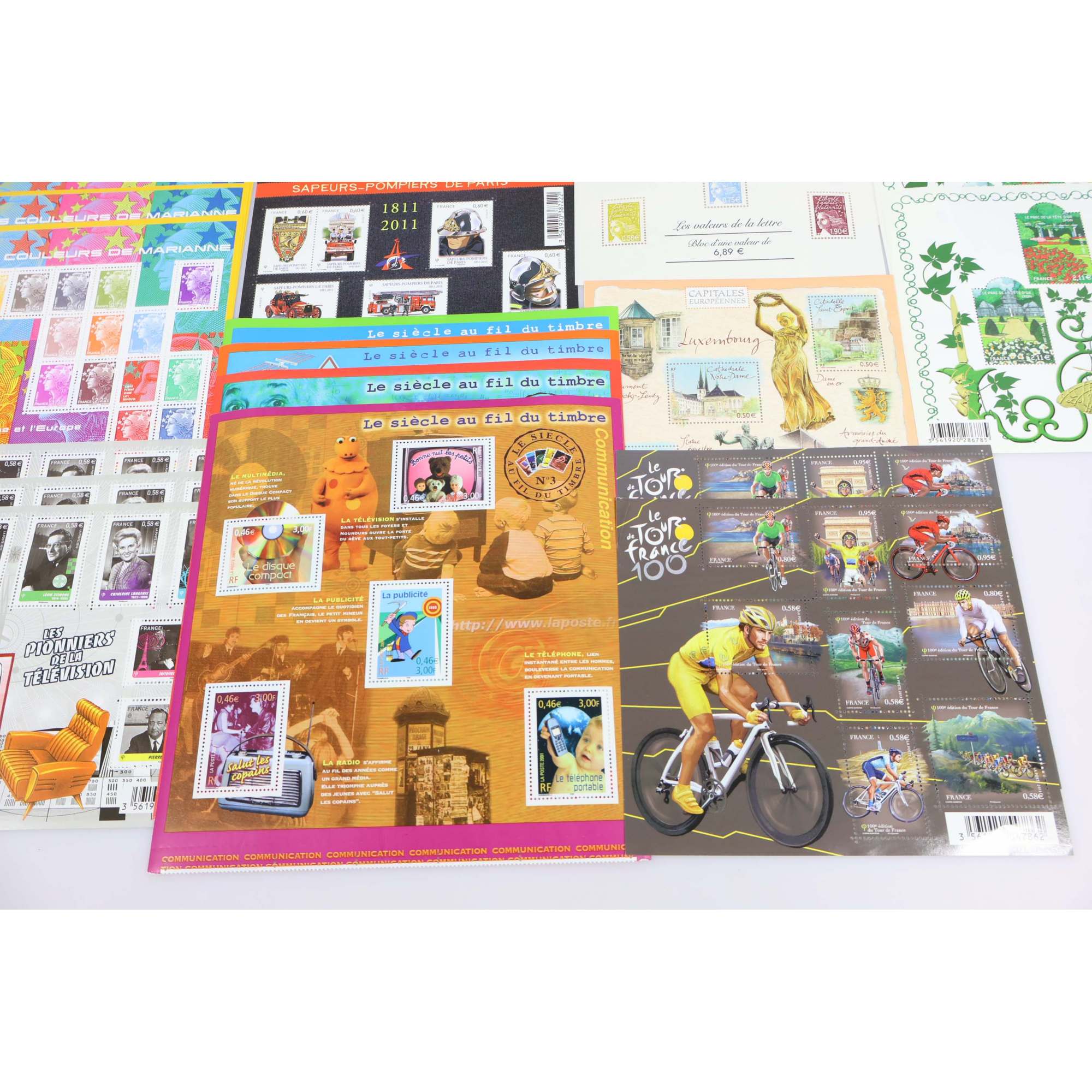 LOT BLOCS FEUILLET TIMBRES EN EUROS AVEC DÉFAUTS POUR AFFRANCHIR FACIALE 223.49€