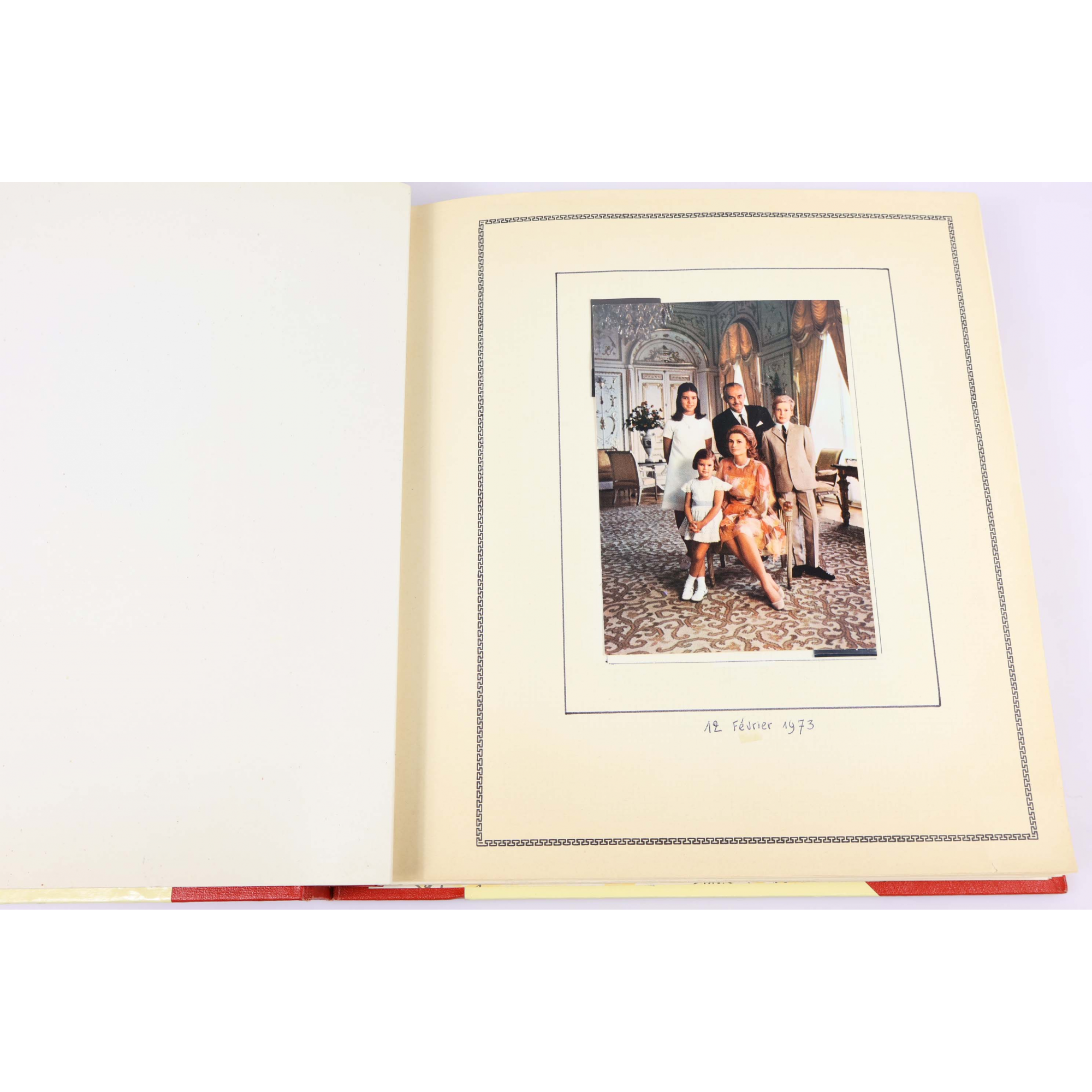 COLLECTION DE MONACO 1956 À 1976 TIMBRES EN MAJORITÉ NEUFS** DANS ALBUM THIAUDE