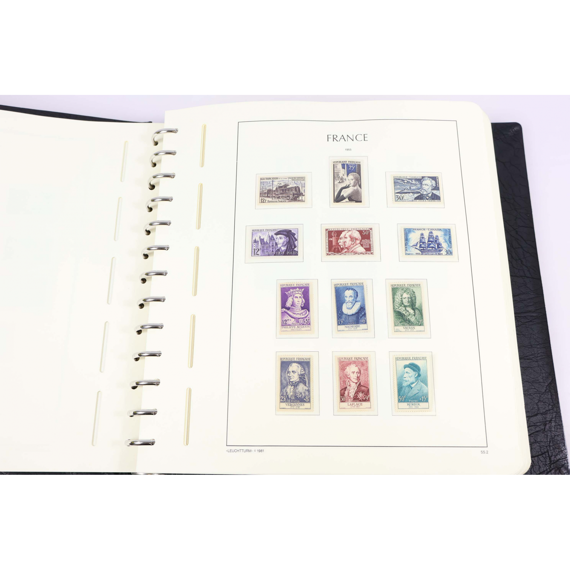 COLLECTION DE FRANCE DE 1955 À 1980 TIMBRES NEUFS** DANS UN ALBUM LEUCHTTURM