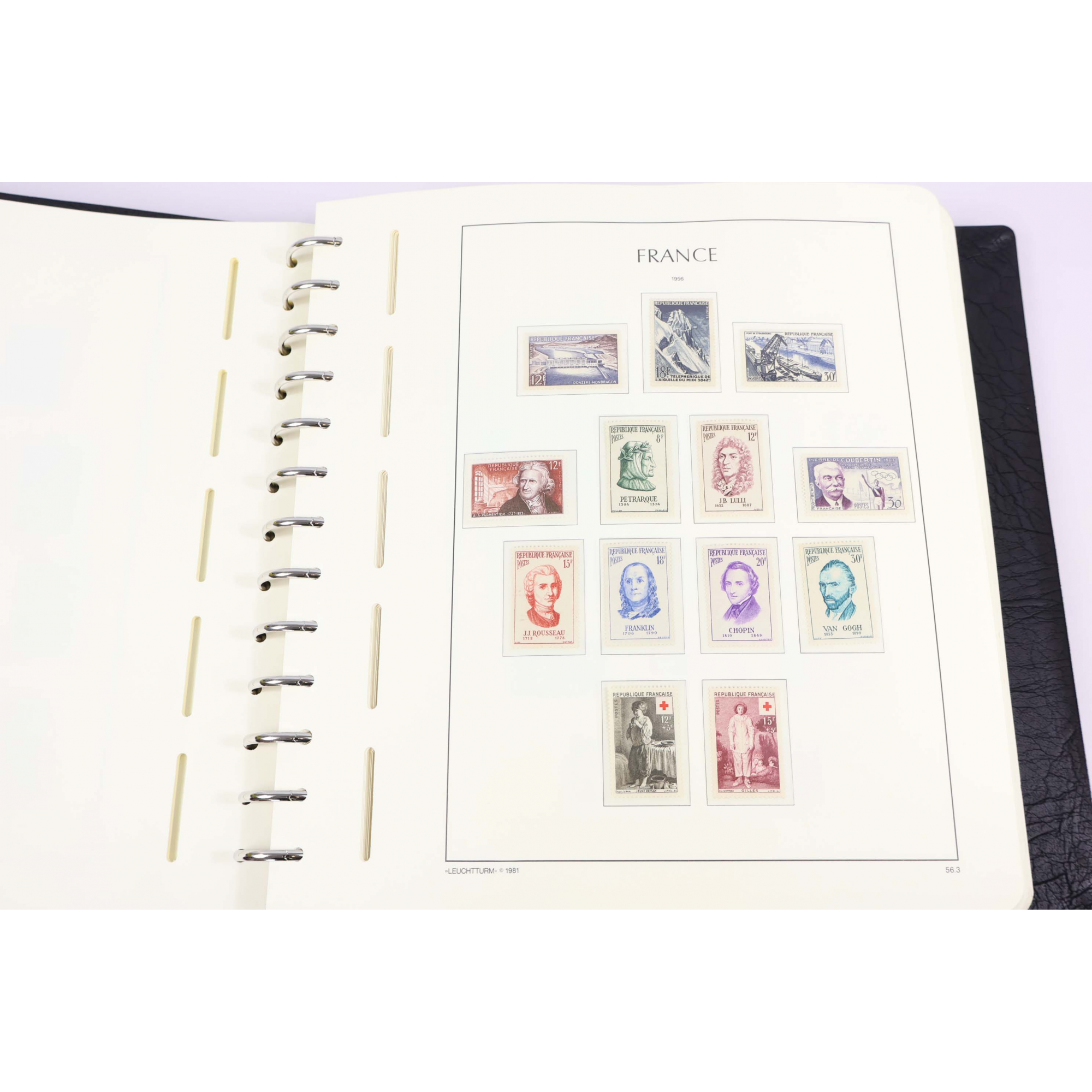 COLLECTION DE FRANCE DE 1955 À 1980 TIMBRES NEUFS** DANS UN ALBUM LEUCHTTURM