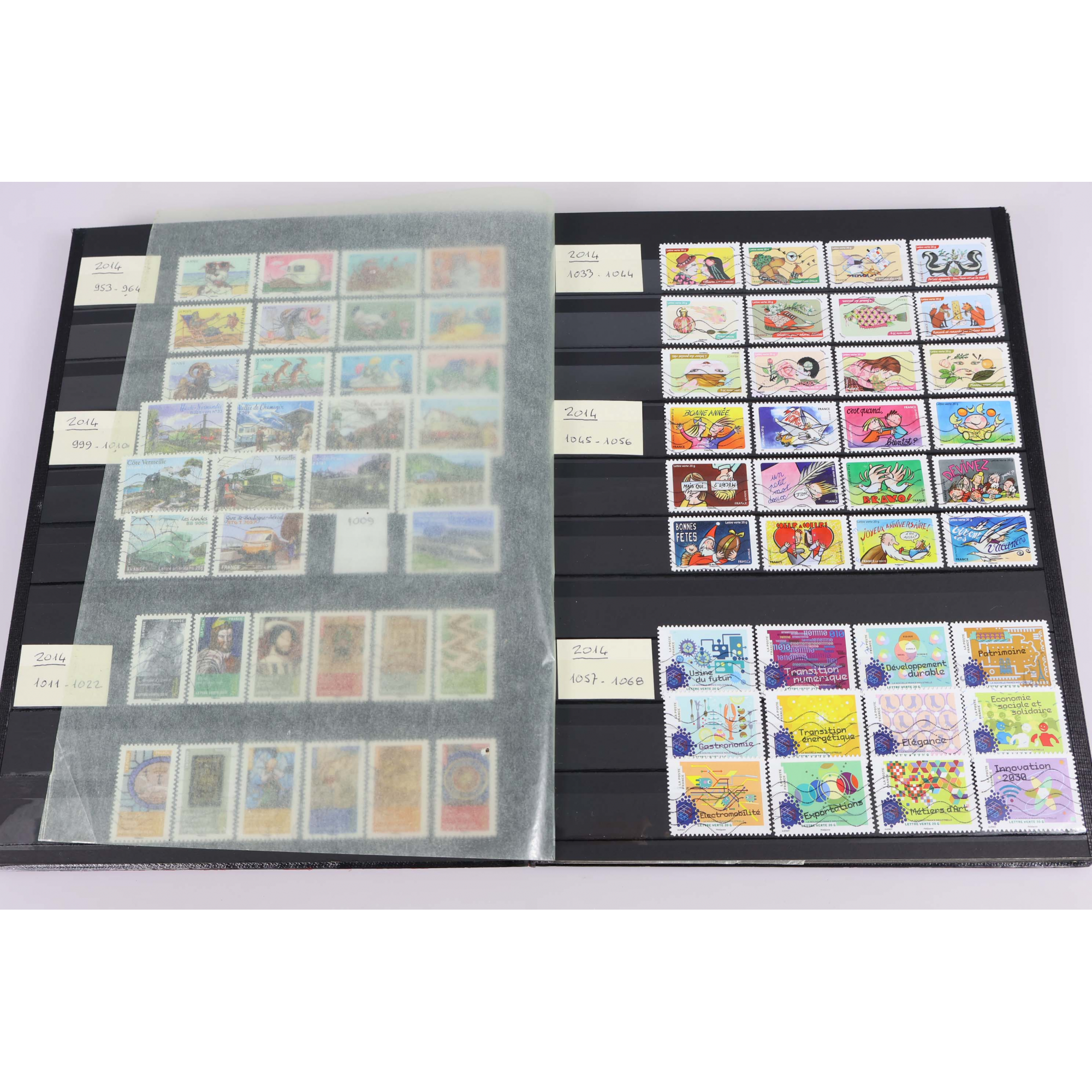 COLLECTION TIMBRES DE FRANCE ENTRE 2013 ET 2024  OBLITÉRÉS DANS UN ALBUM A BANDES