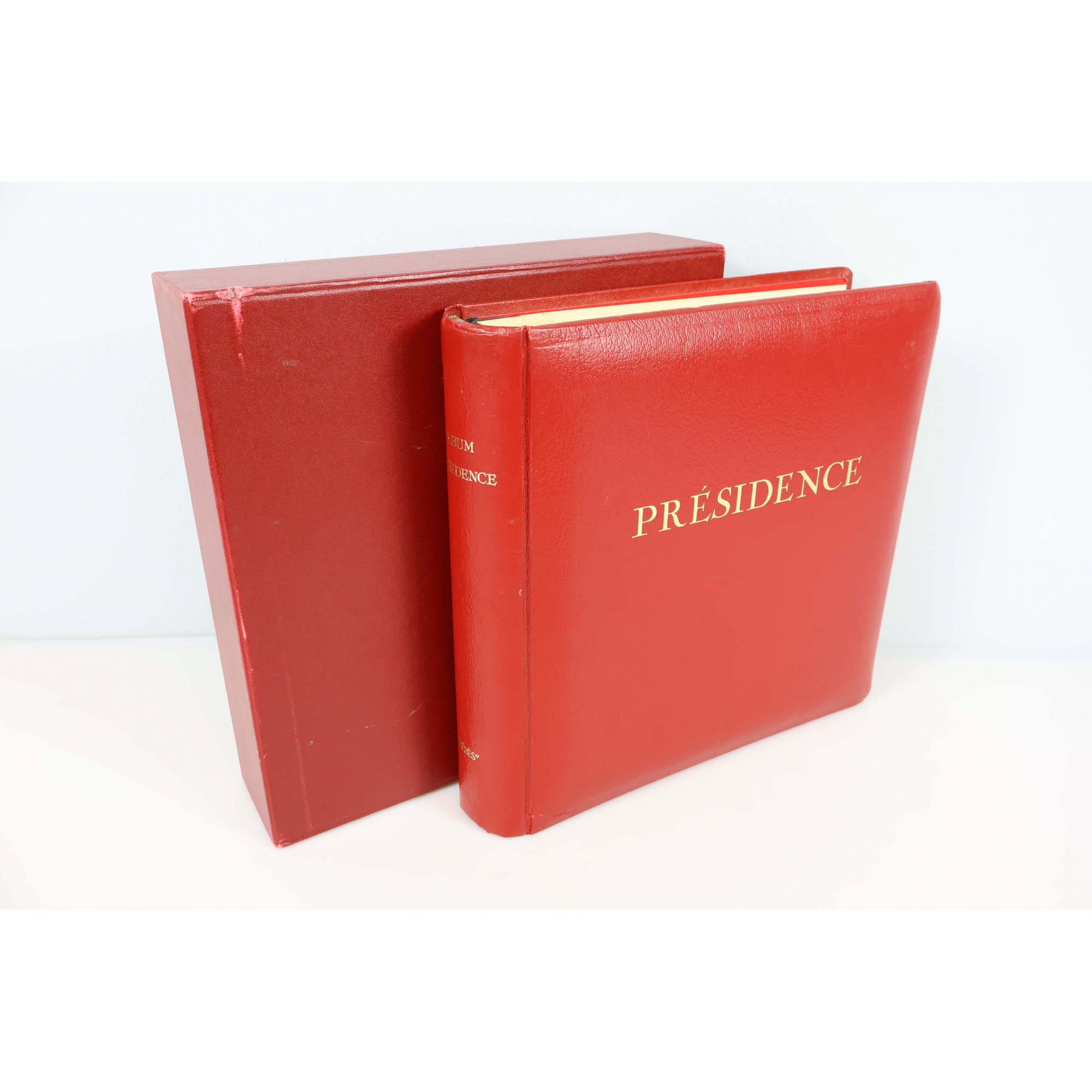 ALBUM CÉRÈS PRÉSIDENCE, POUR UNE COLLECTION DE TIMBRES DE FRANCE DE 1980 À 1988