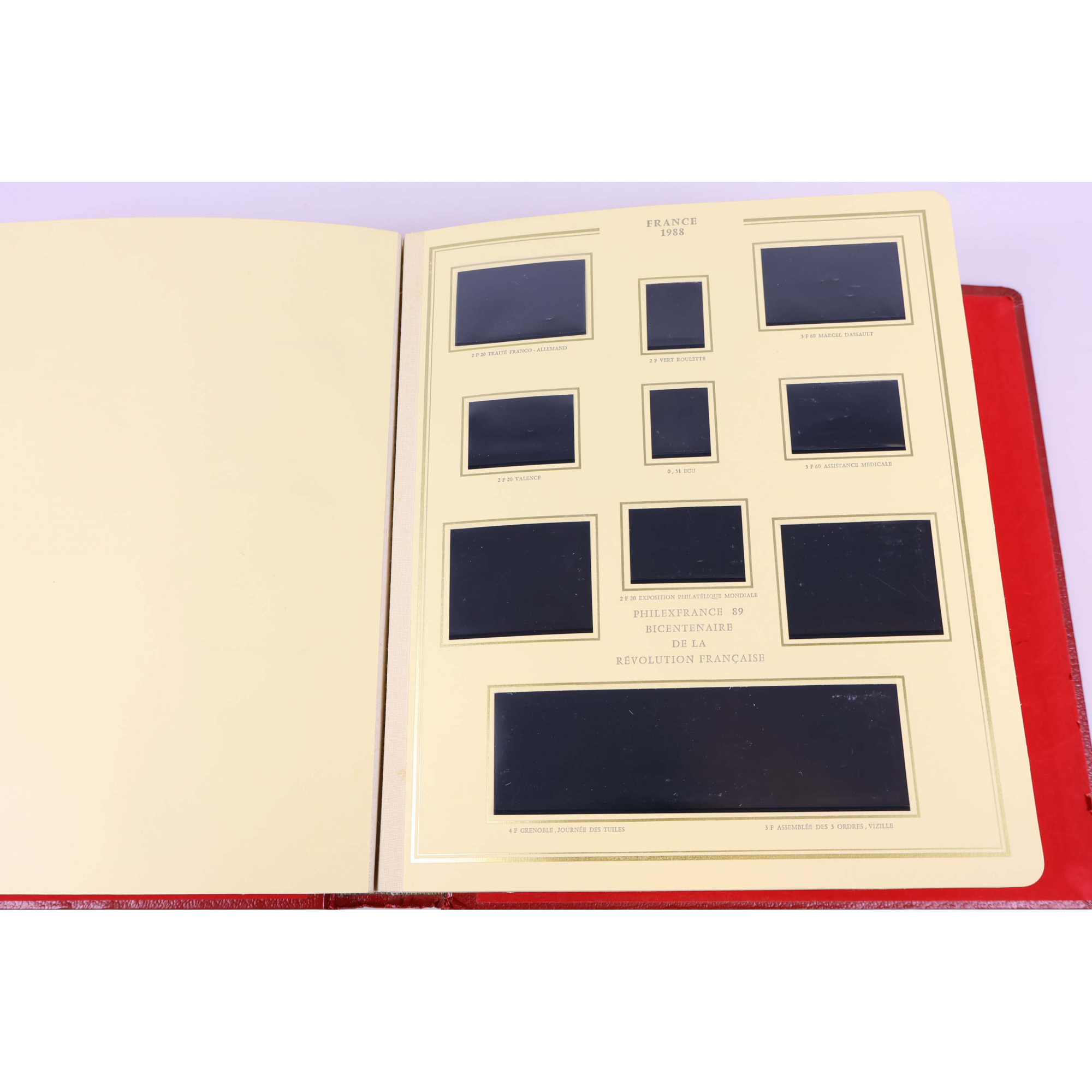 ALBUM CÉRÈS PRÉSIDENCE, POUR UNE COLLECTION DE TIMBRES DE FRANCE DE 1980 À 1988