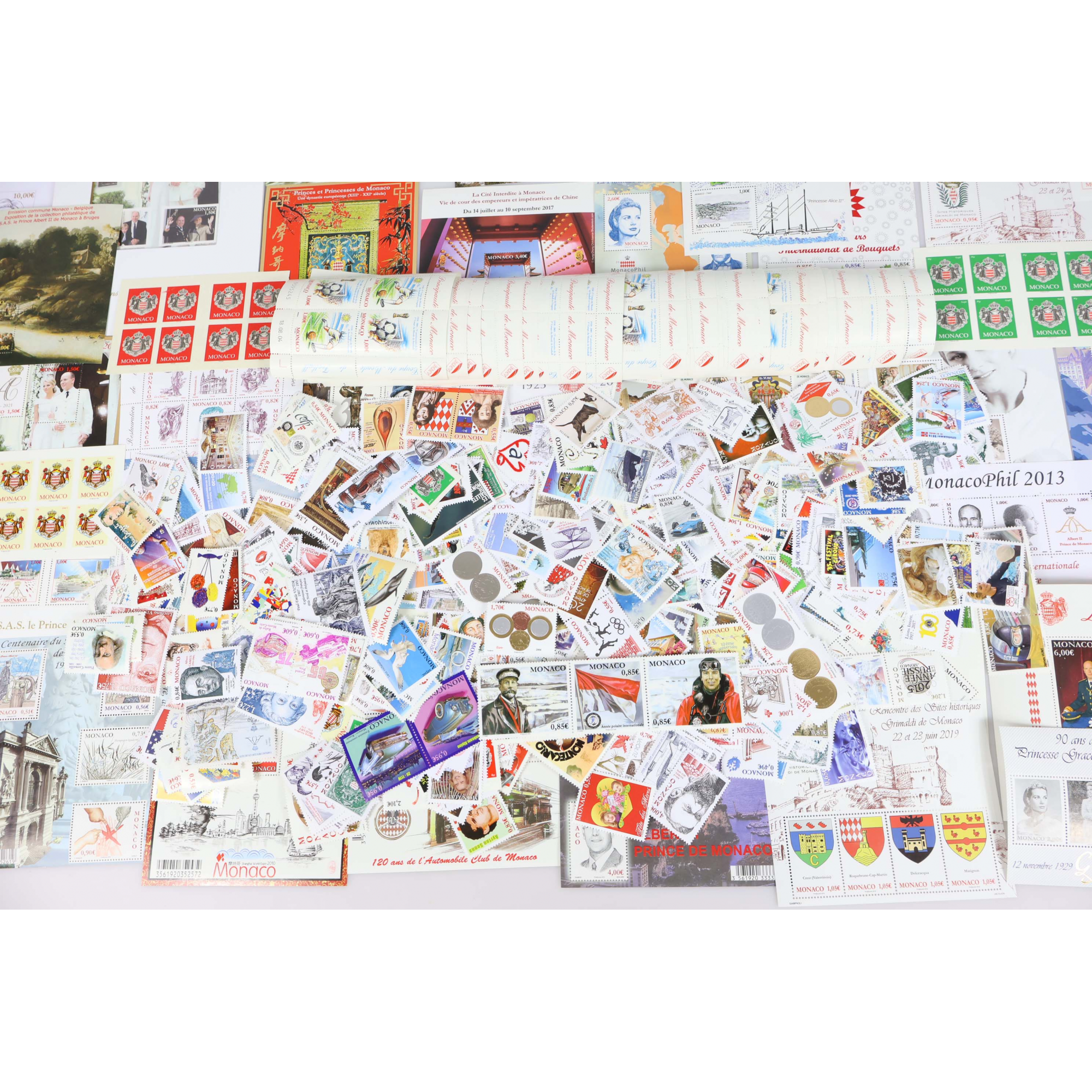 LOT DE TIMBRES/BLOCS/CARNETS DE MONACO JUSQU'À 2021 NEUFS** VALEUR FACIALE 1291€