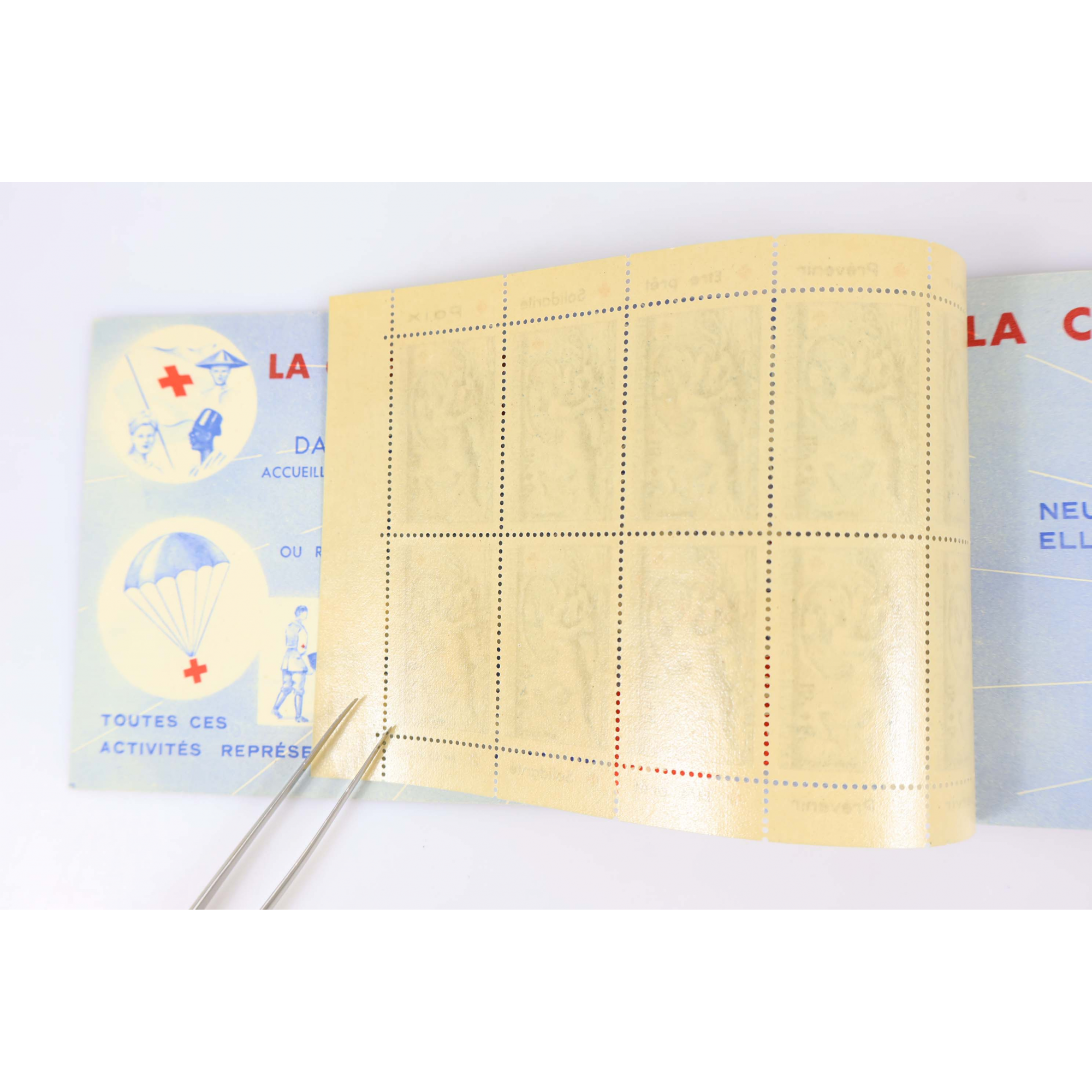 CARNET CROIX-ROUGE DE 1952 N°2001 TIMBRES DE FRANCE NEUFS** COTE 550€
