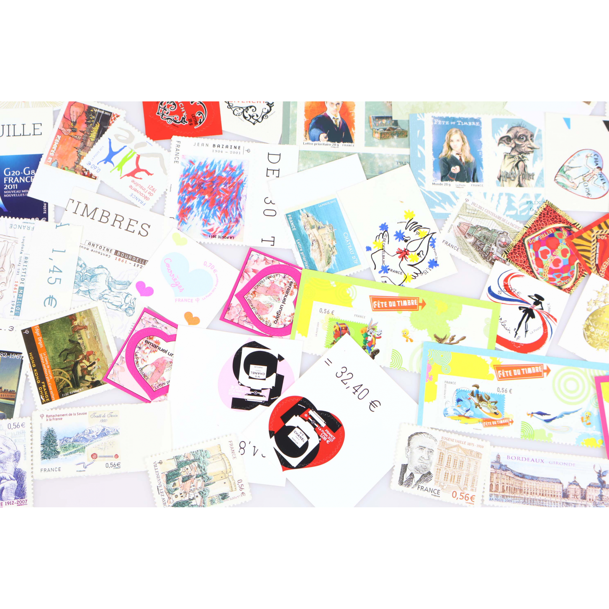 LOT DE TIMBRES FRANCAIS AUTOADHESIFS NEUFS** JUSQU'A 2024 VALEUR FACIALE 124€