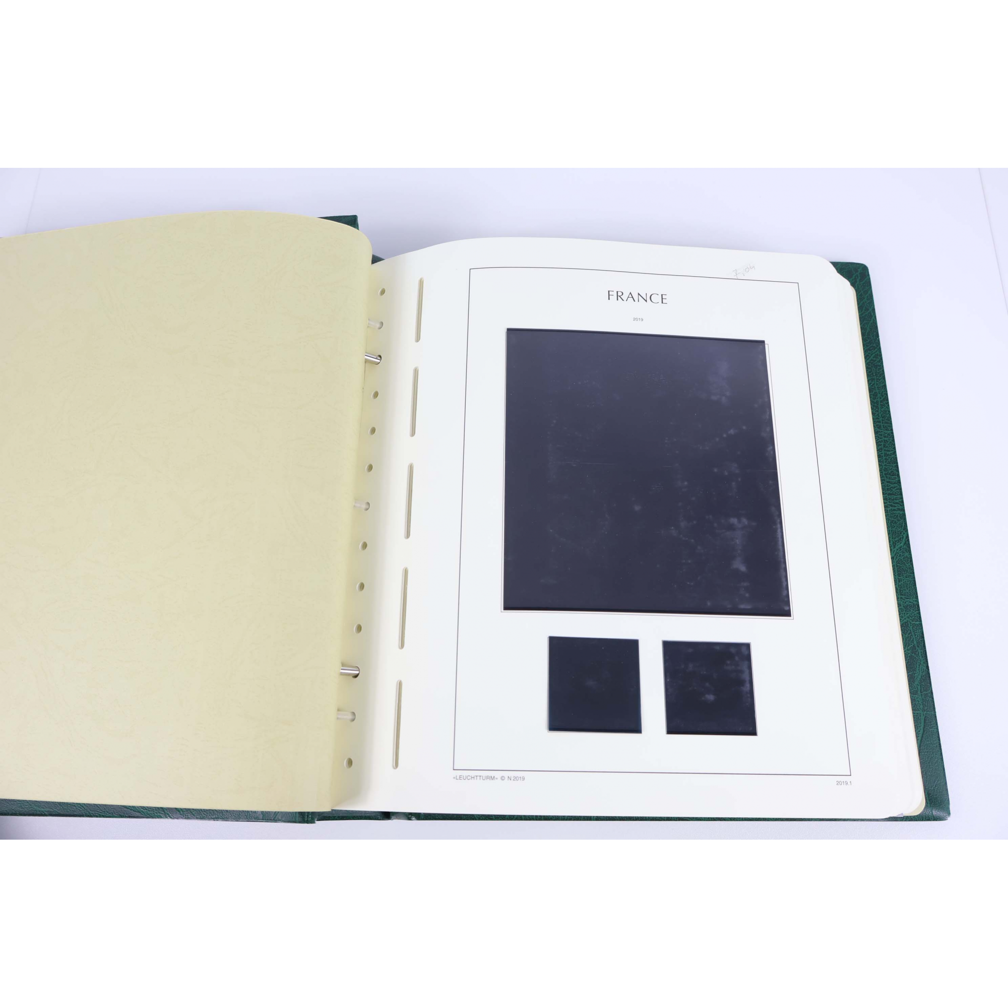 CLASSEUR LEUCHTTURM ANNÉES 2019/2020 MATERIEL HT DE GAMME POUR COLLECTION DE FR