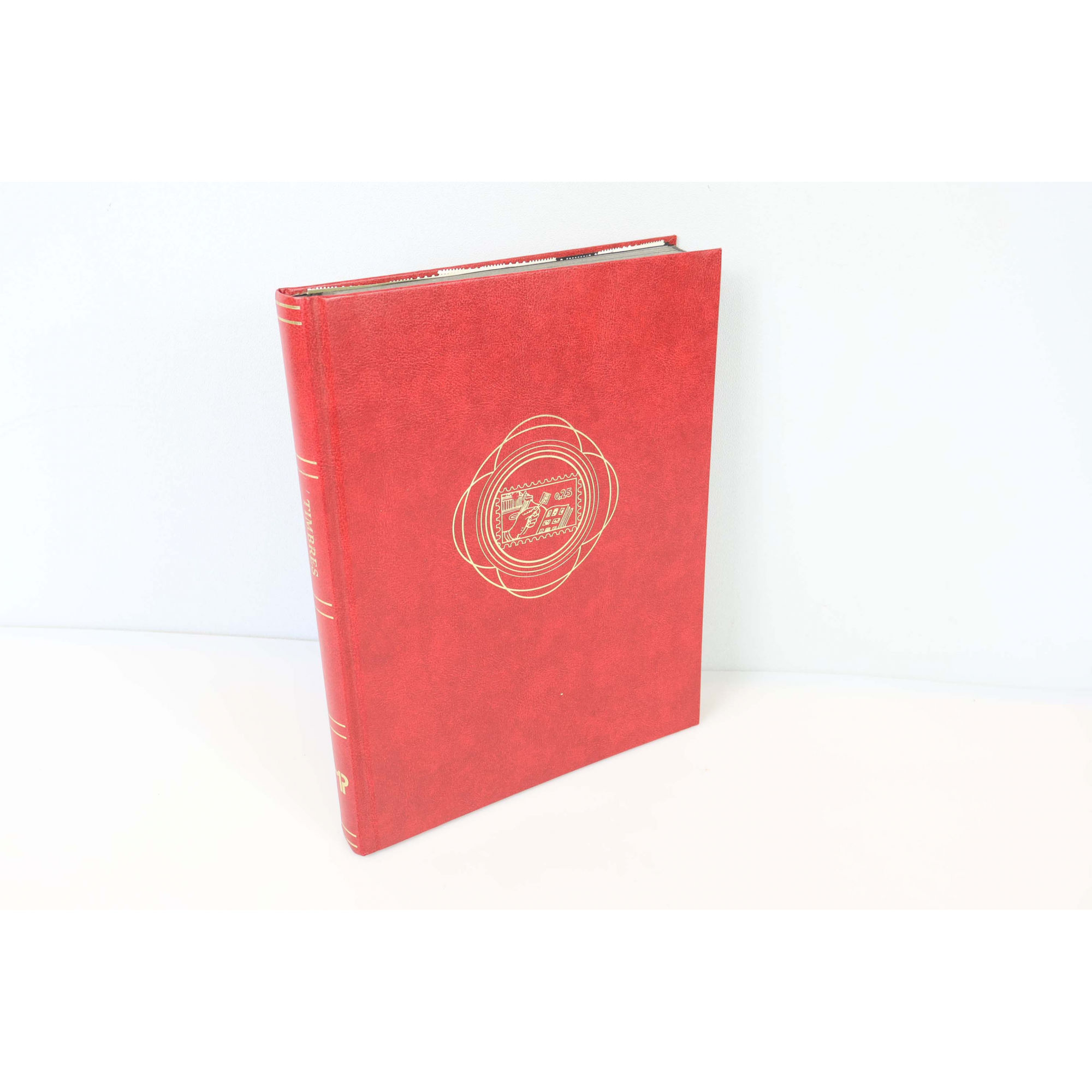 STOCK DE TIMBRES DE FRANCE ENTRE 2015 ET 2019 OBLITÉRÉS DANS UN ALBUM