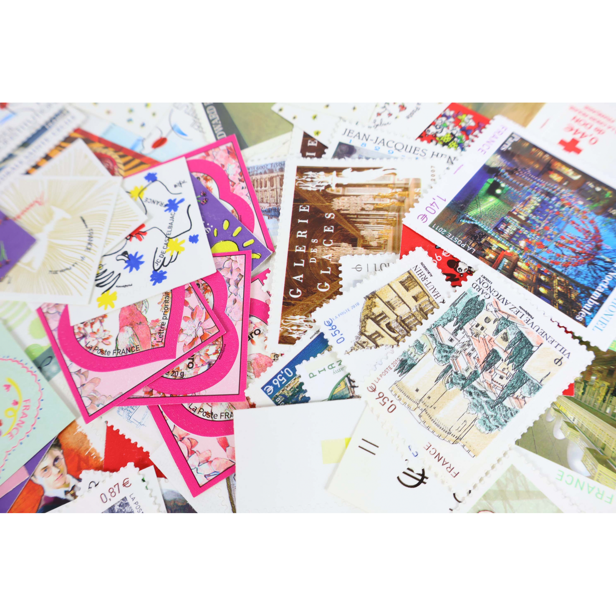 LOT DE TIMBRES AUTOADHÉSIFS MODERNES DE FRANCE NEUFS** FACIALE 150€