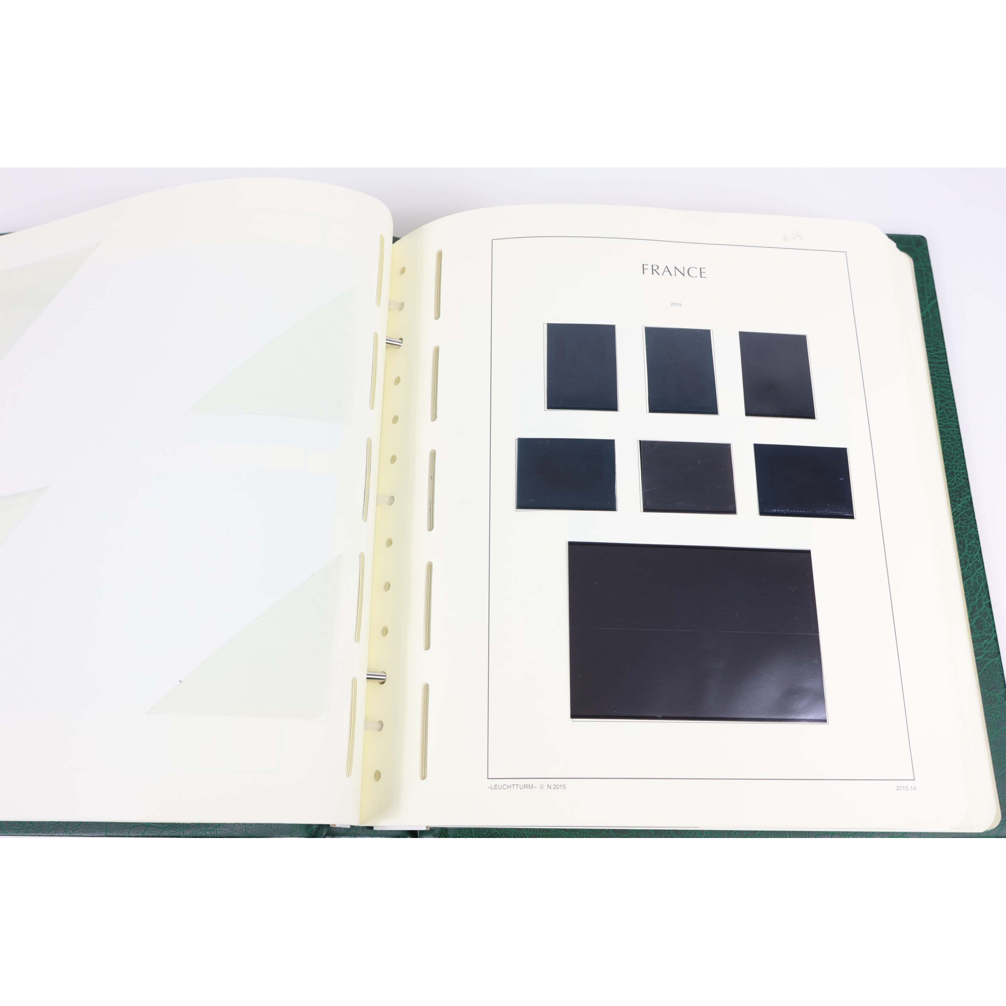 CLASSEUR LEUCHTTURM ANNÉES 2015/2016 MATÉRIEL HT DE GAMME POUR COLLECTION DE FR
