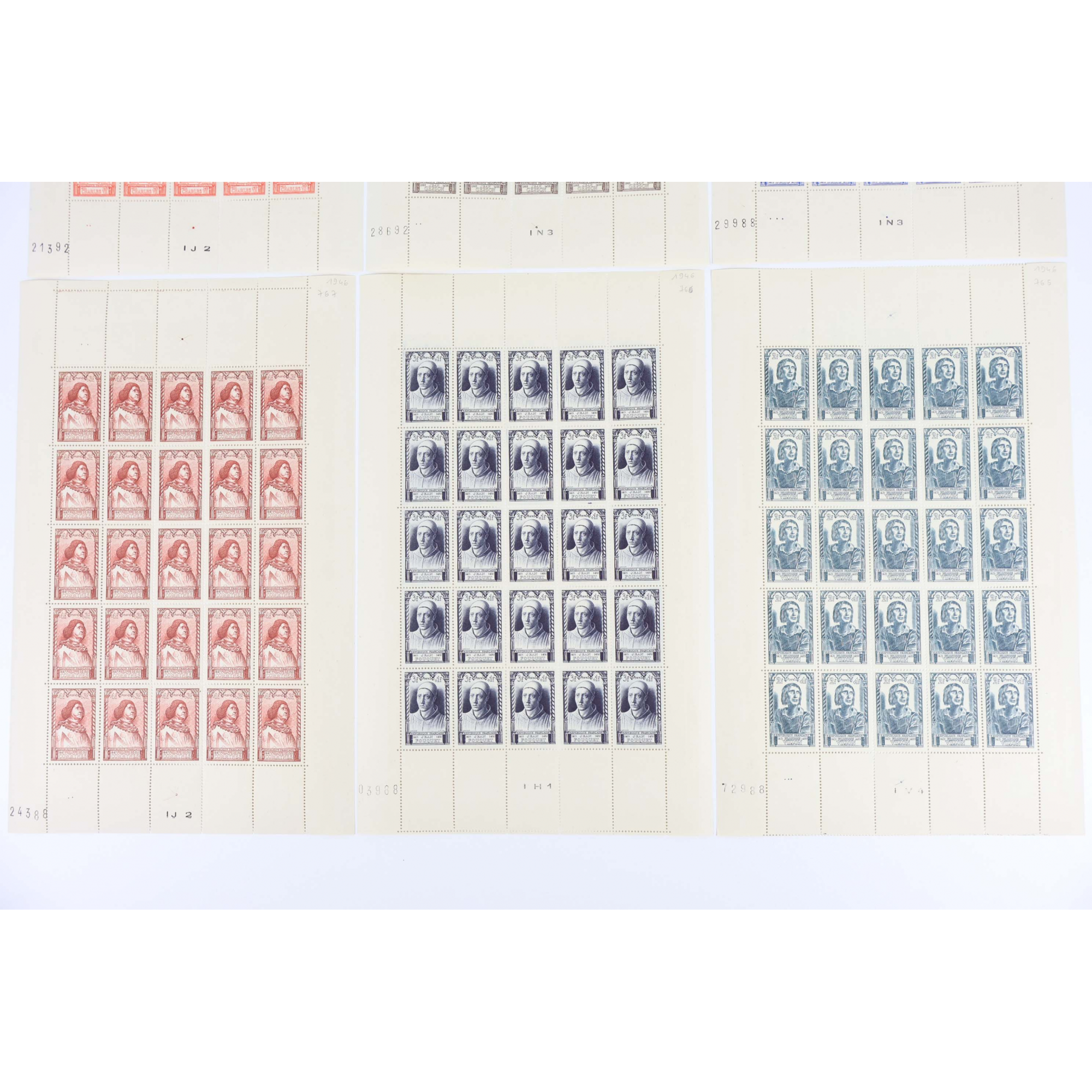 6 FEUILLES DE 25 TIMBRES NEUFS** SÉRIE COMPLÈTE "CÉLÉBRITÉS" N°765/770 AN 1946