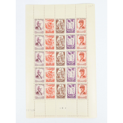 FEUILLE COMPLÈTE DE FRANCE DE 25 TIMBRES NEUFS** N°F580A "PÉTAIN" ANNÉE 1943