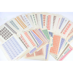 LOT TRÈS IMPORTANT DE FEUILLES COMPLÈTES DE TIMBRES NEUFS ANNÉES 1939 À 1959