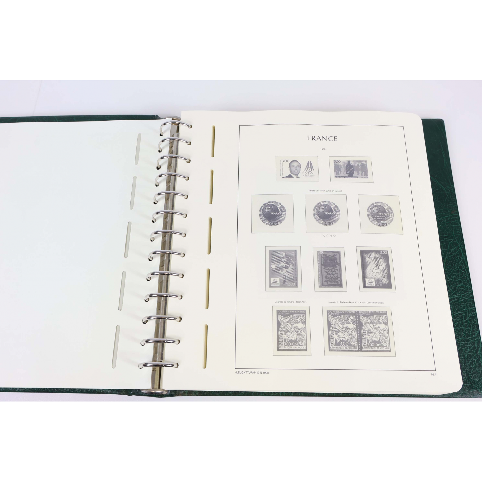 ALBUM LEUCHTTURM POUR UNE COLLECTION DE FRANCE DE 1998 À 2002