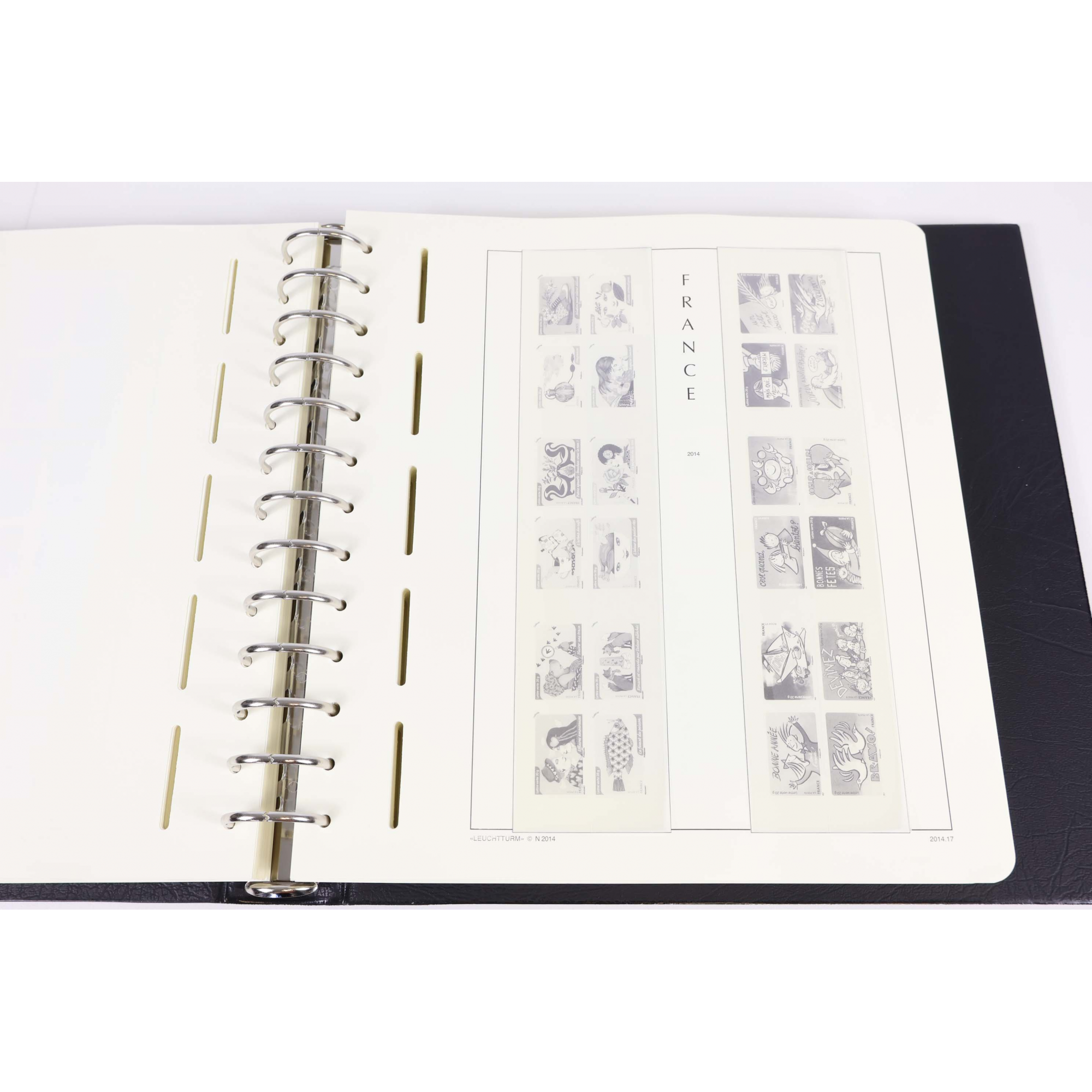 CLASSEUR LEUCHTTURM POUR RANGER LES TIMBRES DE FRANCE DE 2014 ET 2015 COMPLET