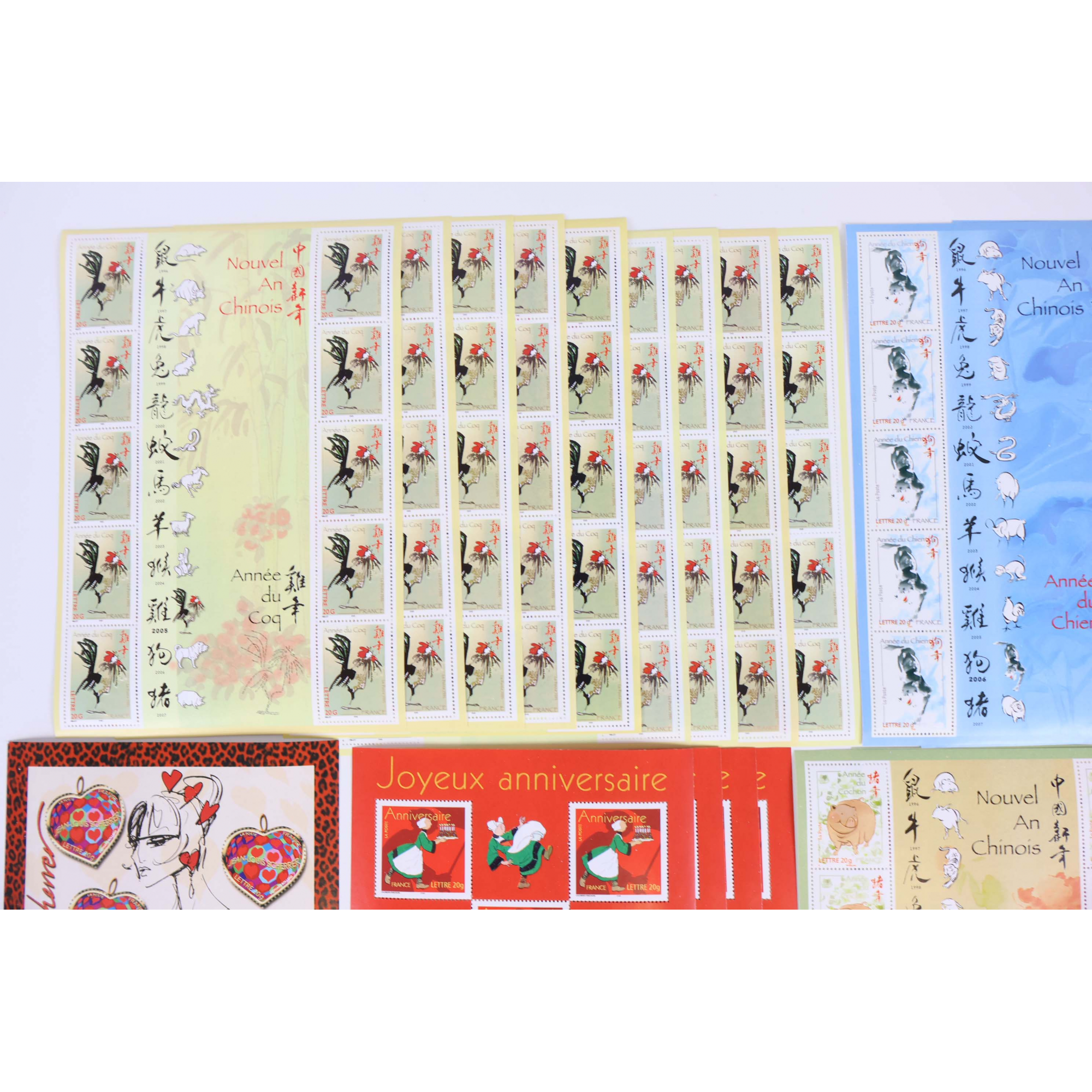 LOT 200 TIMBRES À VALIDITÉ PERMANENTE FRANCE POUR AFFRANCHIR LETTRES 20G