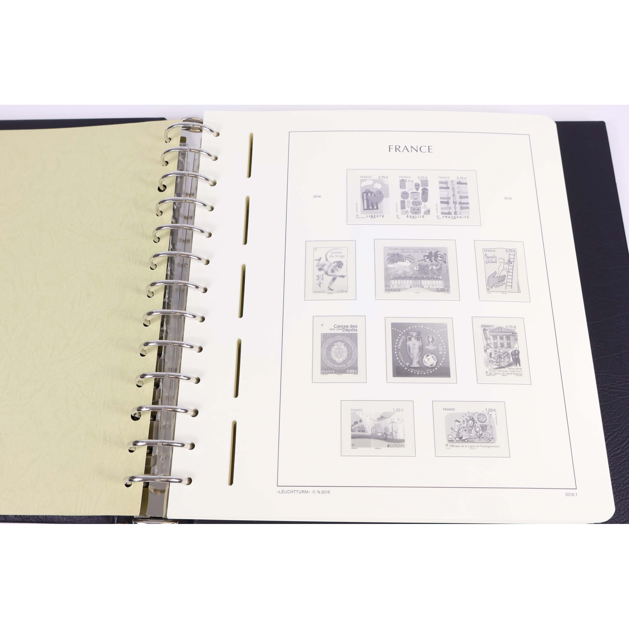 CLASSEUR LEUCHTTURM POUR RANGER LES TIMBRES DE FRANCE DE 2016 ET 2017 COMPLET