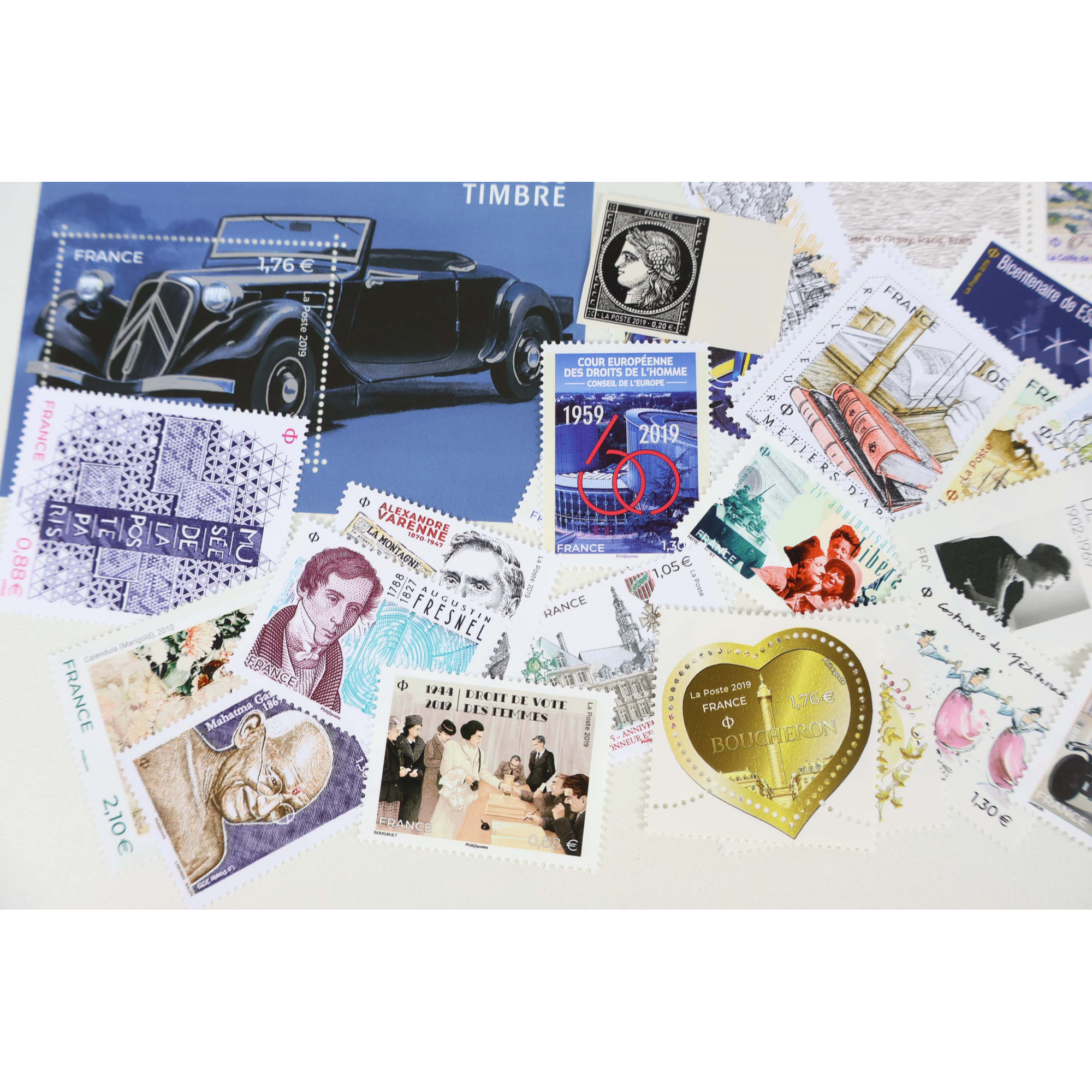 FRANCE LOT DE TIMBRES ET BLOCS-FEUILLET DE 2019 TIMBRES NEUFS** FACIALE 85€