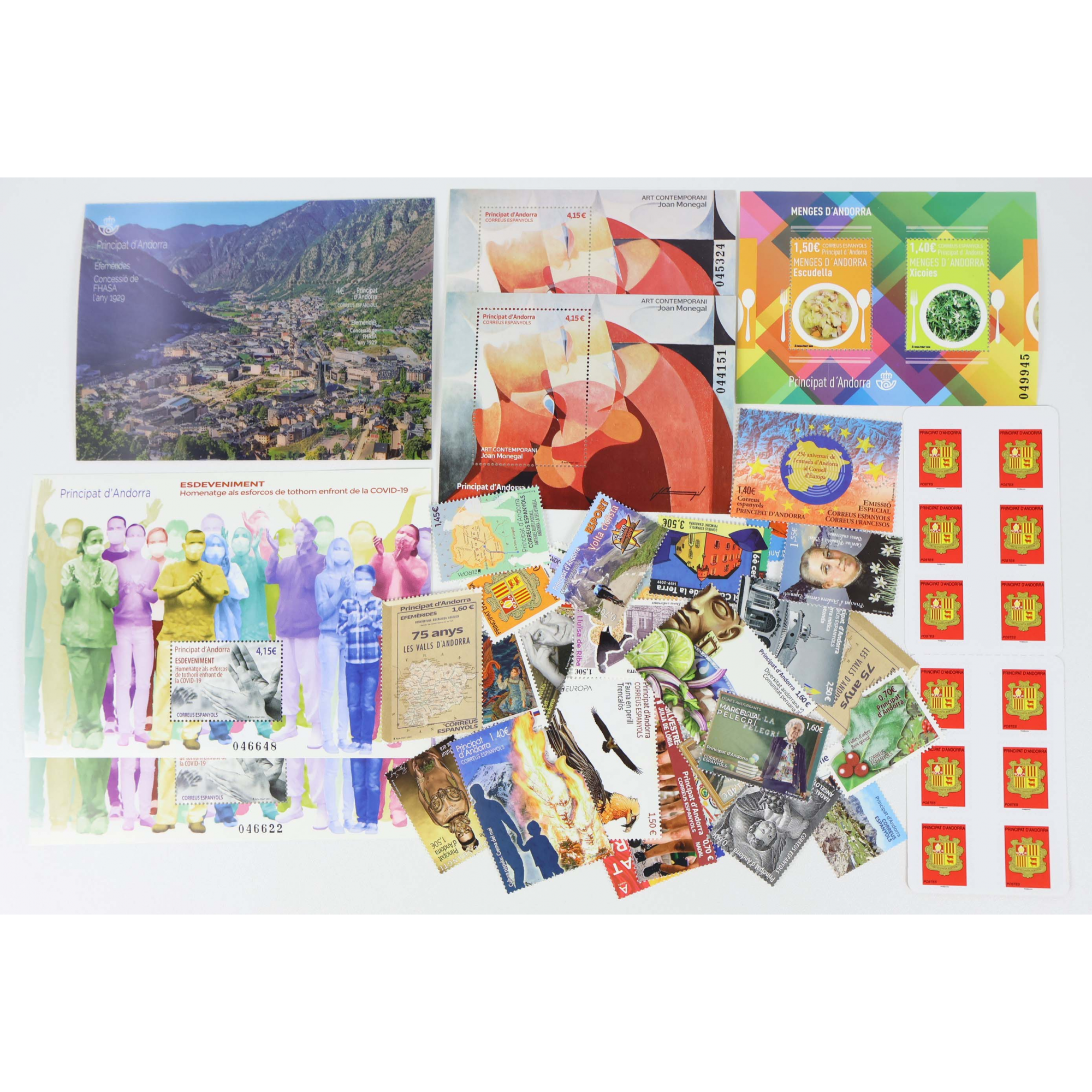 ANDORRE ESPAGNOL LOT DE TIMBRES ET BLOCS-FEUILLETS APRÈS 2020 TIMBRES NEUFS**