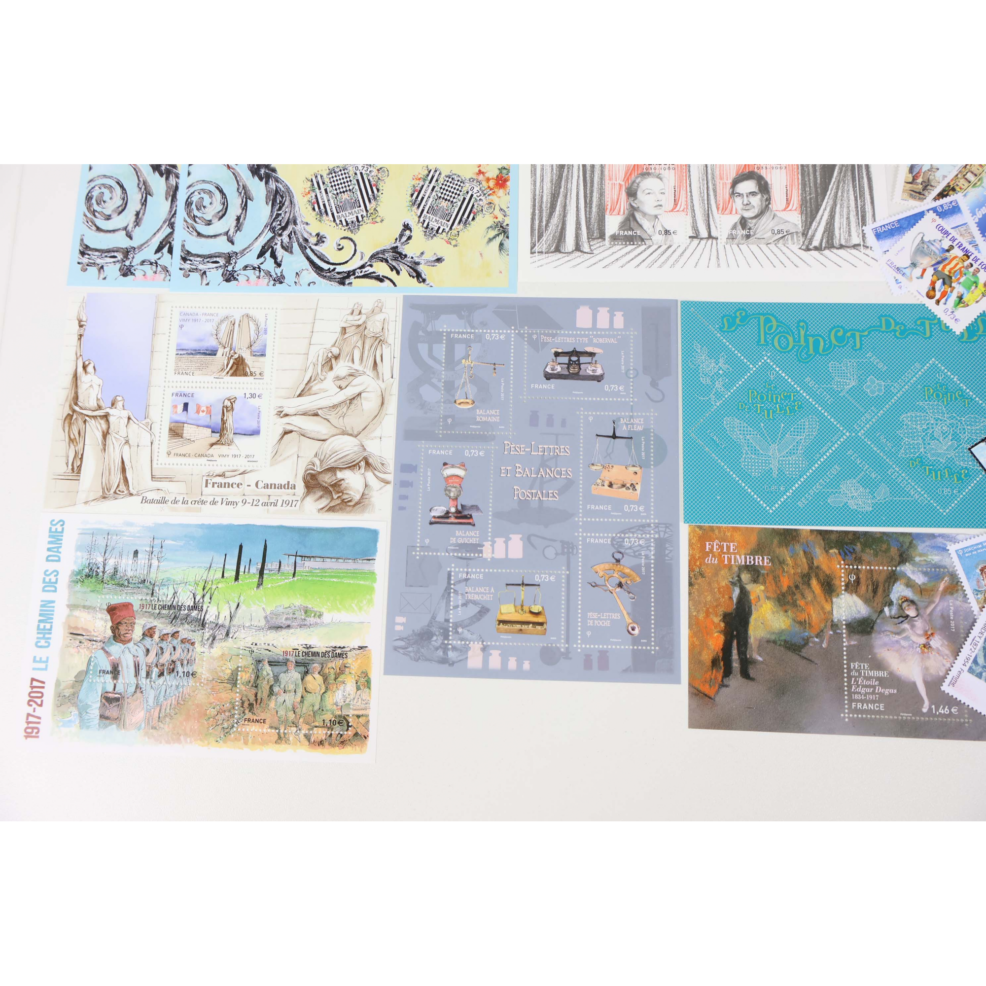 FRANCE LOT DE TIMBRES ET BLOCS-FEUILLET DE 2017 TIMBRES NEUFS** FACIALE 79€