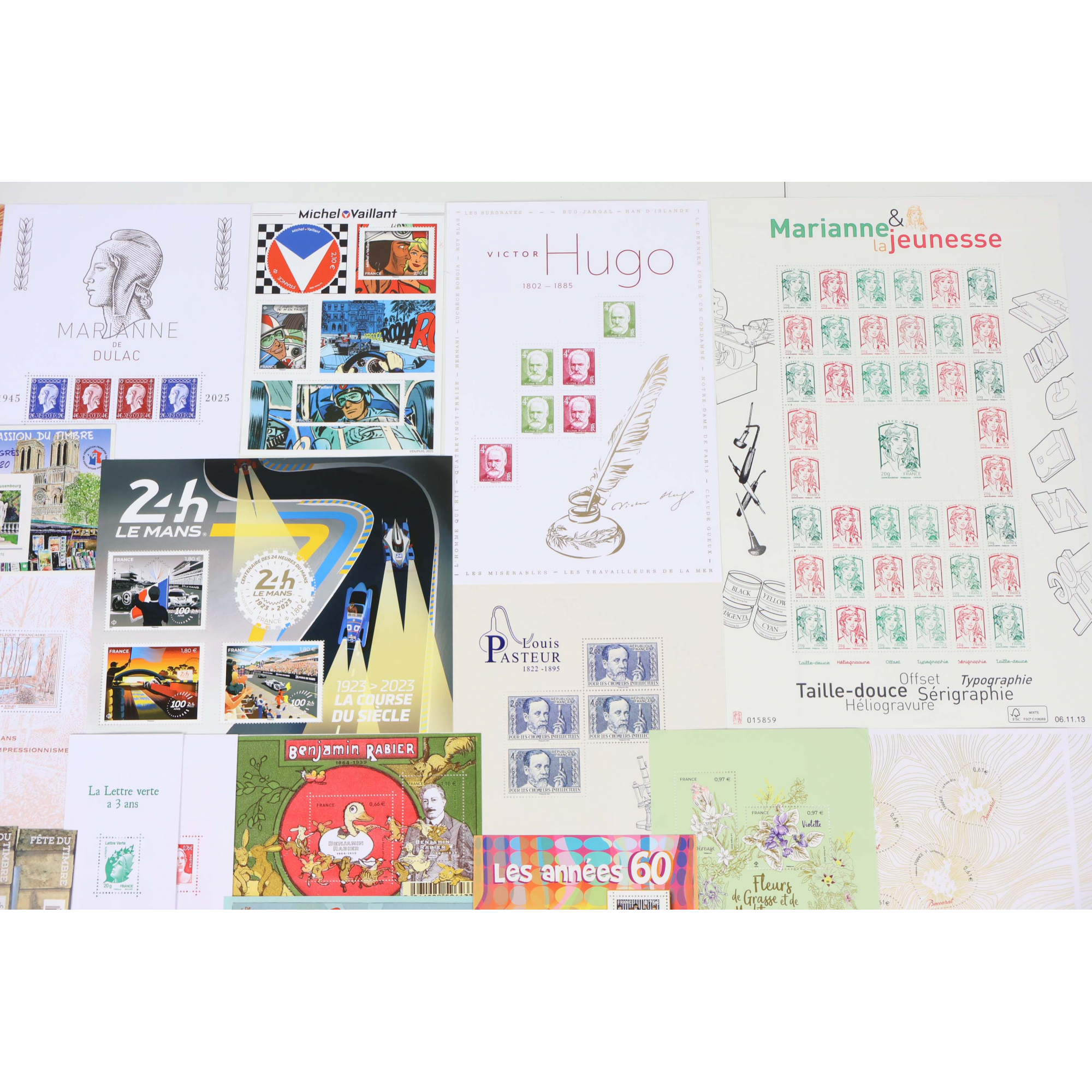 FRANCE, LOT BLOCS/CARNETS TIMBRES NEUFS 2013 - 2025 DÉFAUTS MINEURS, VF 351.35€