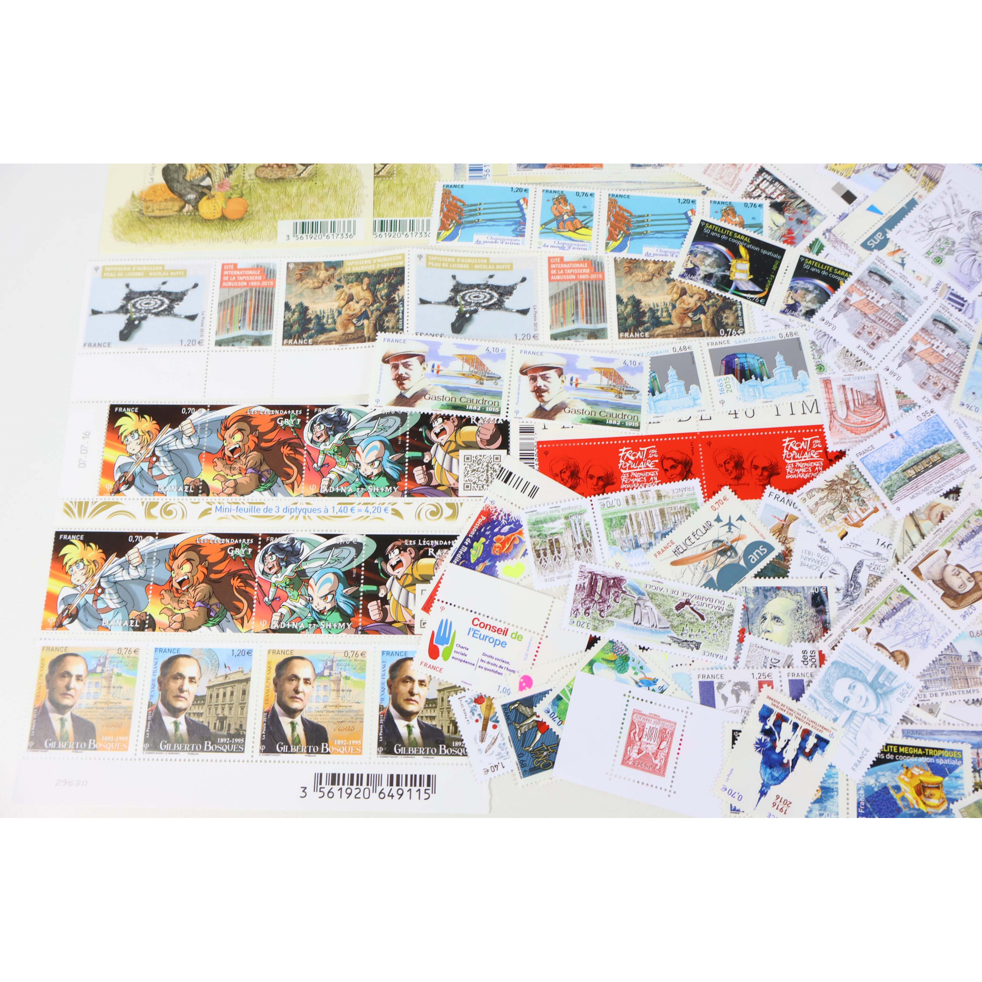 FRANCE, LOT DE TIMBRES ET BLOCS-FEUILLETS DE 2015 - 2016 NEUFS** FACIALE 168.79€