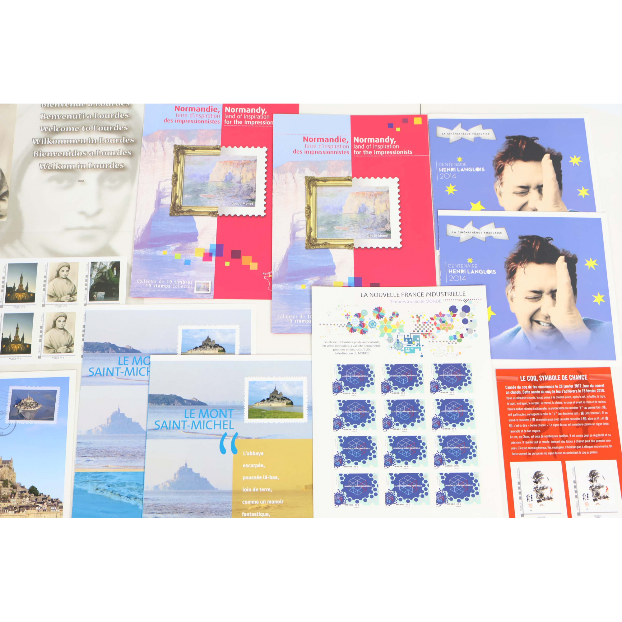 LOT DE 149 TIMBRES AUTOADHÉSIFS VP LETTRES 20G MONDE SOUS FORMAT COLLECTORS