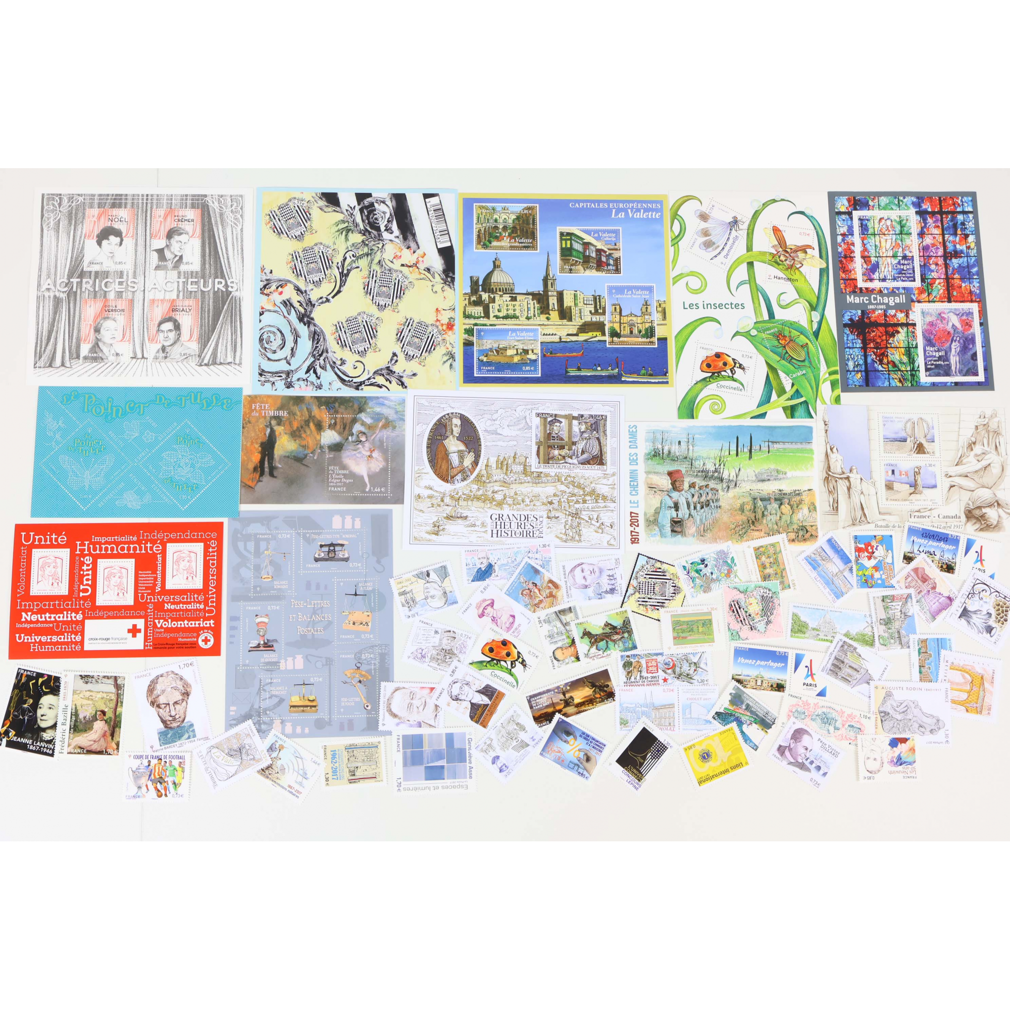 FRANCE COLLECTION DE TIMBRES ET BLOCS-FEUILLET NEUFS** DE 2017 FACIALE 83€